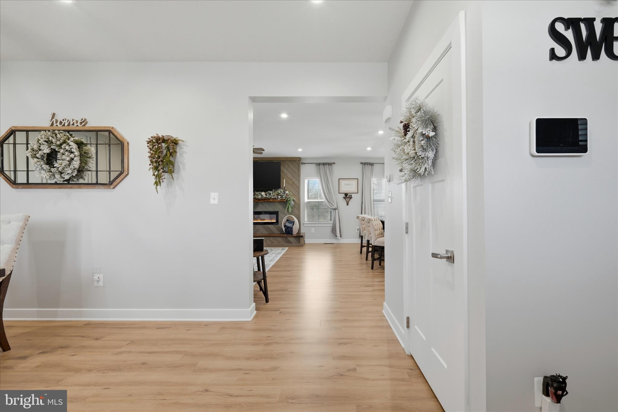 MOUNTAIN VIEW ESTATES - Residential