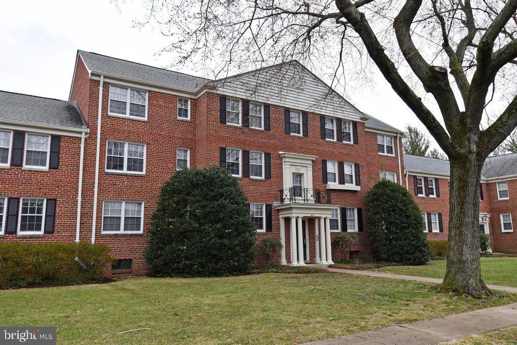 BELLE VIEW - Residential Lease