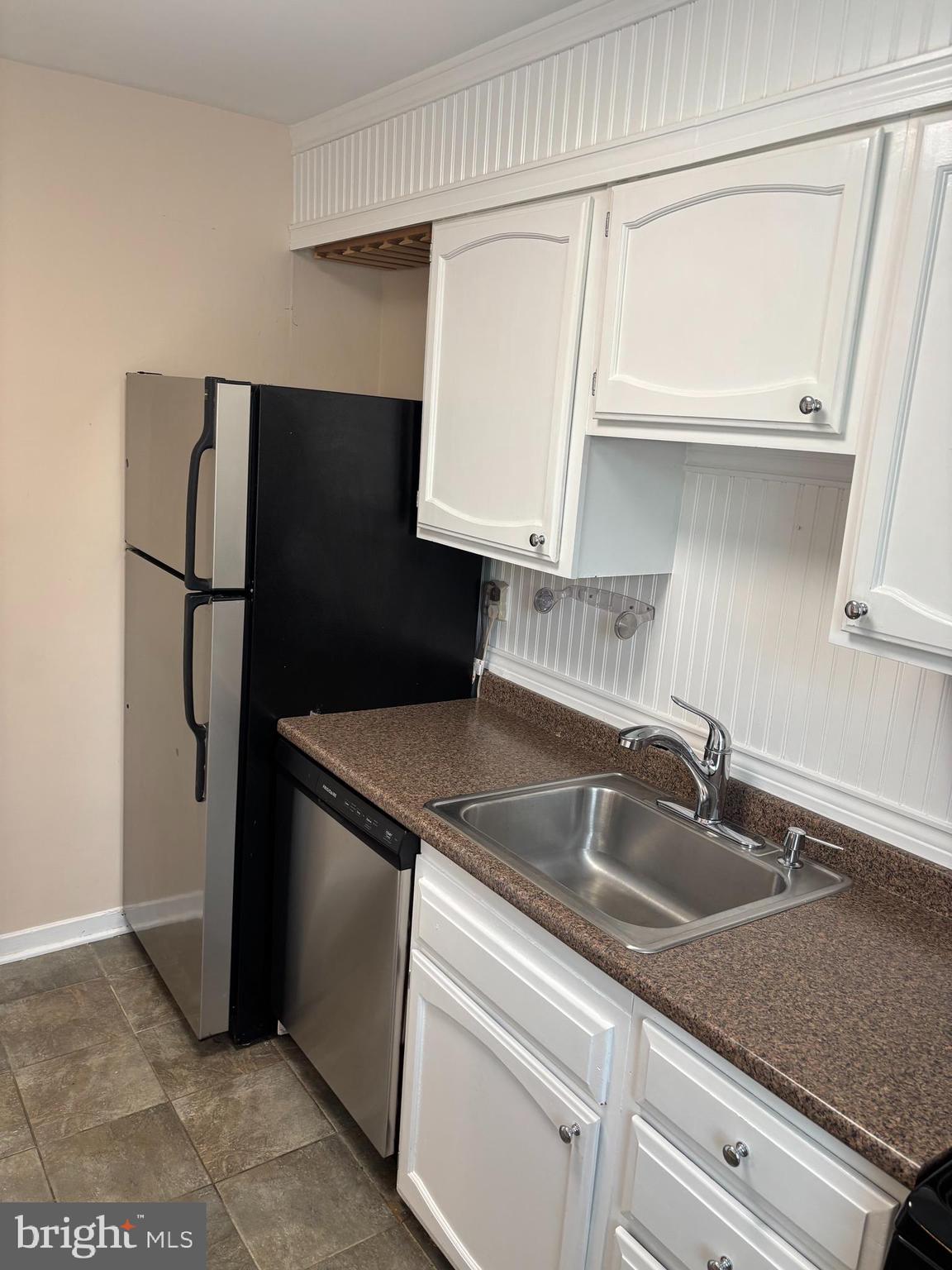 BELLE VIEW - Residential Lease