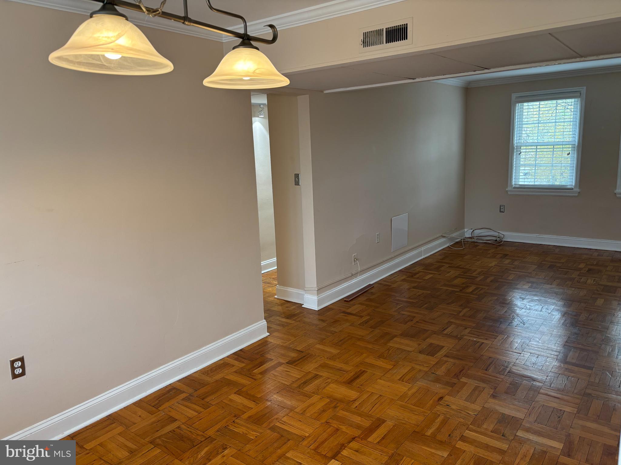 BELLE VIEW - Residential Lease