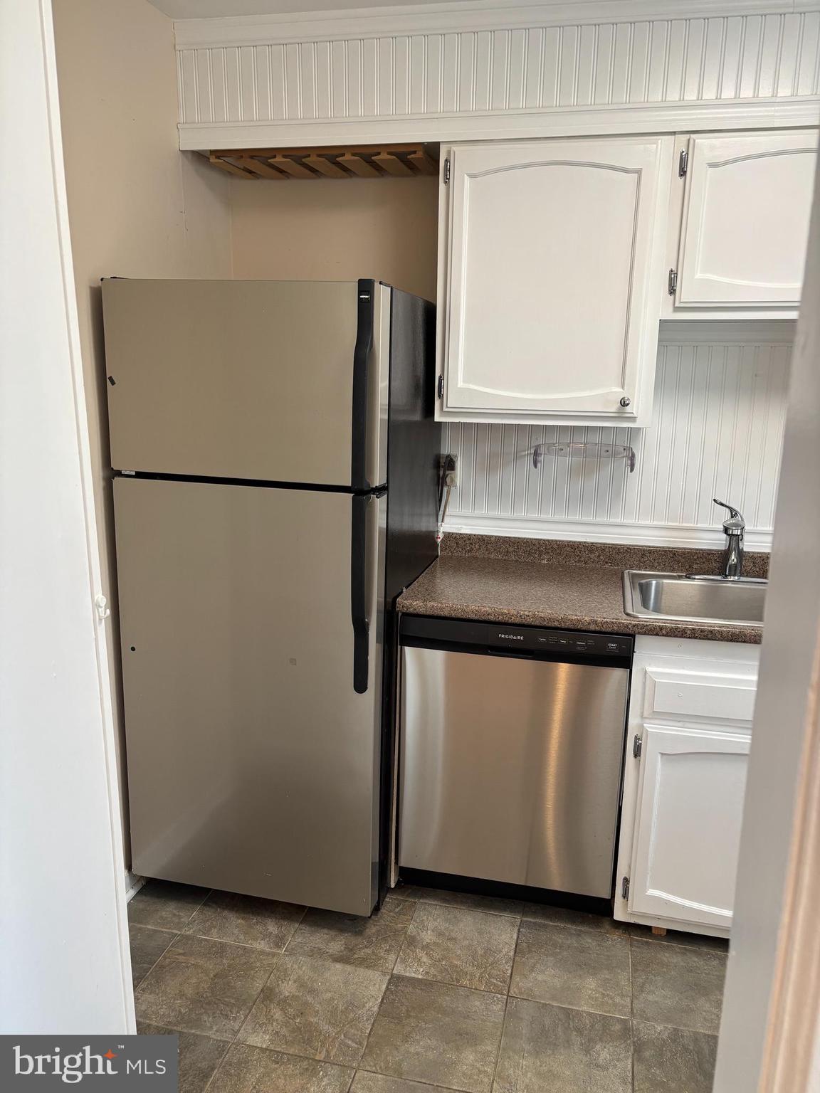 BELLE VIEW - Residential Lease