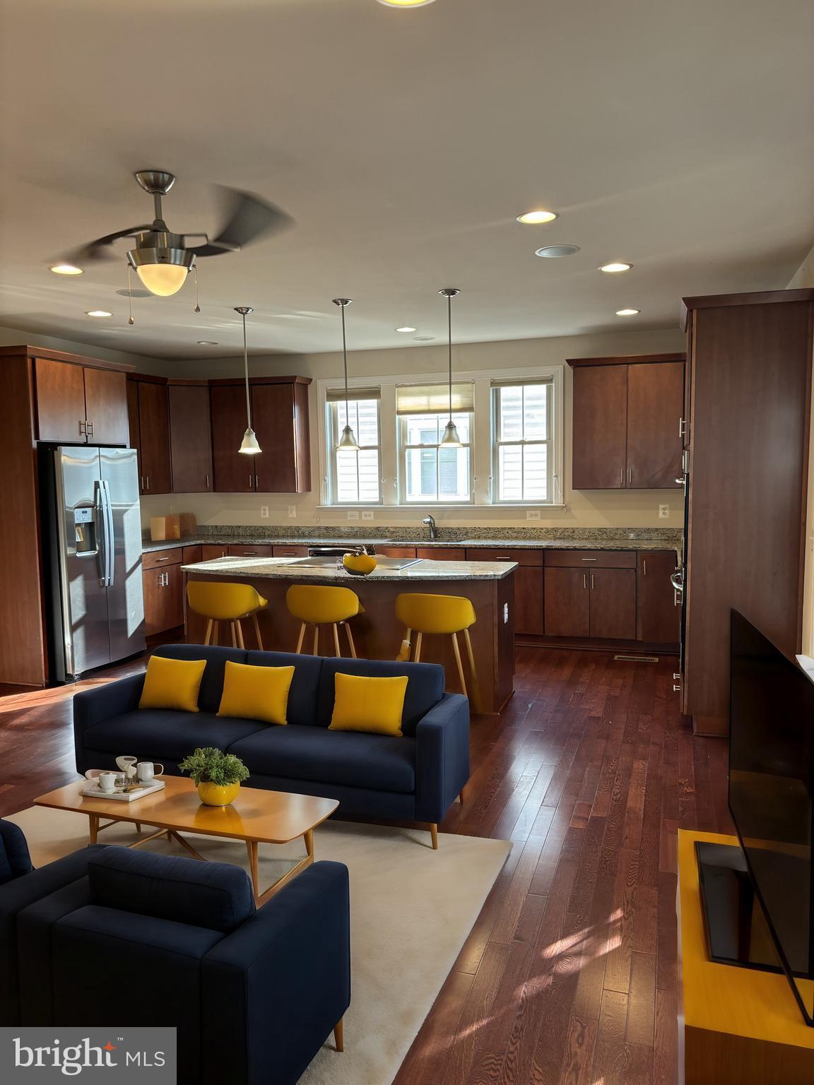 2627 S KENMORE COURT