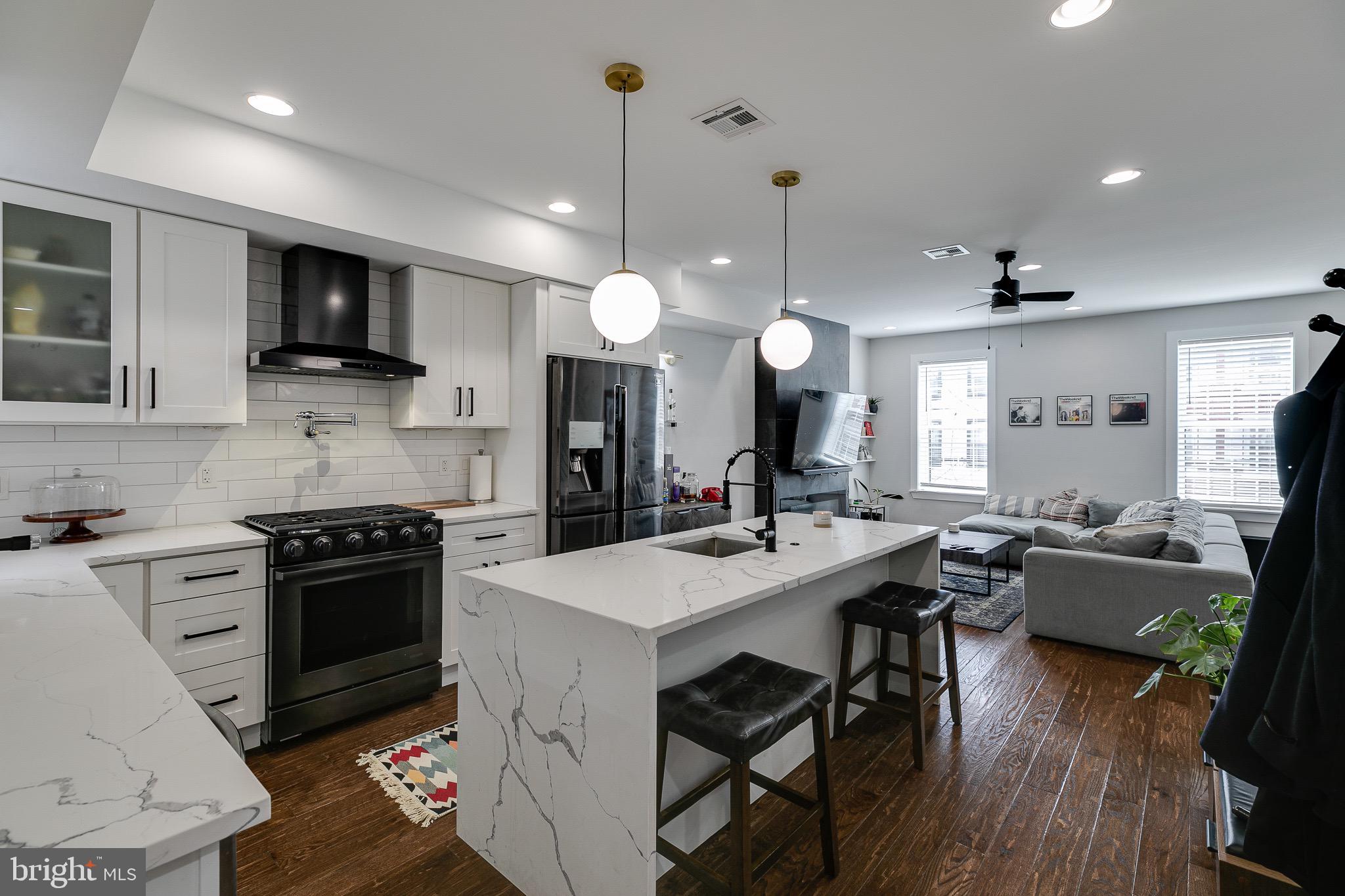 FISHTOWN - Residential Lease