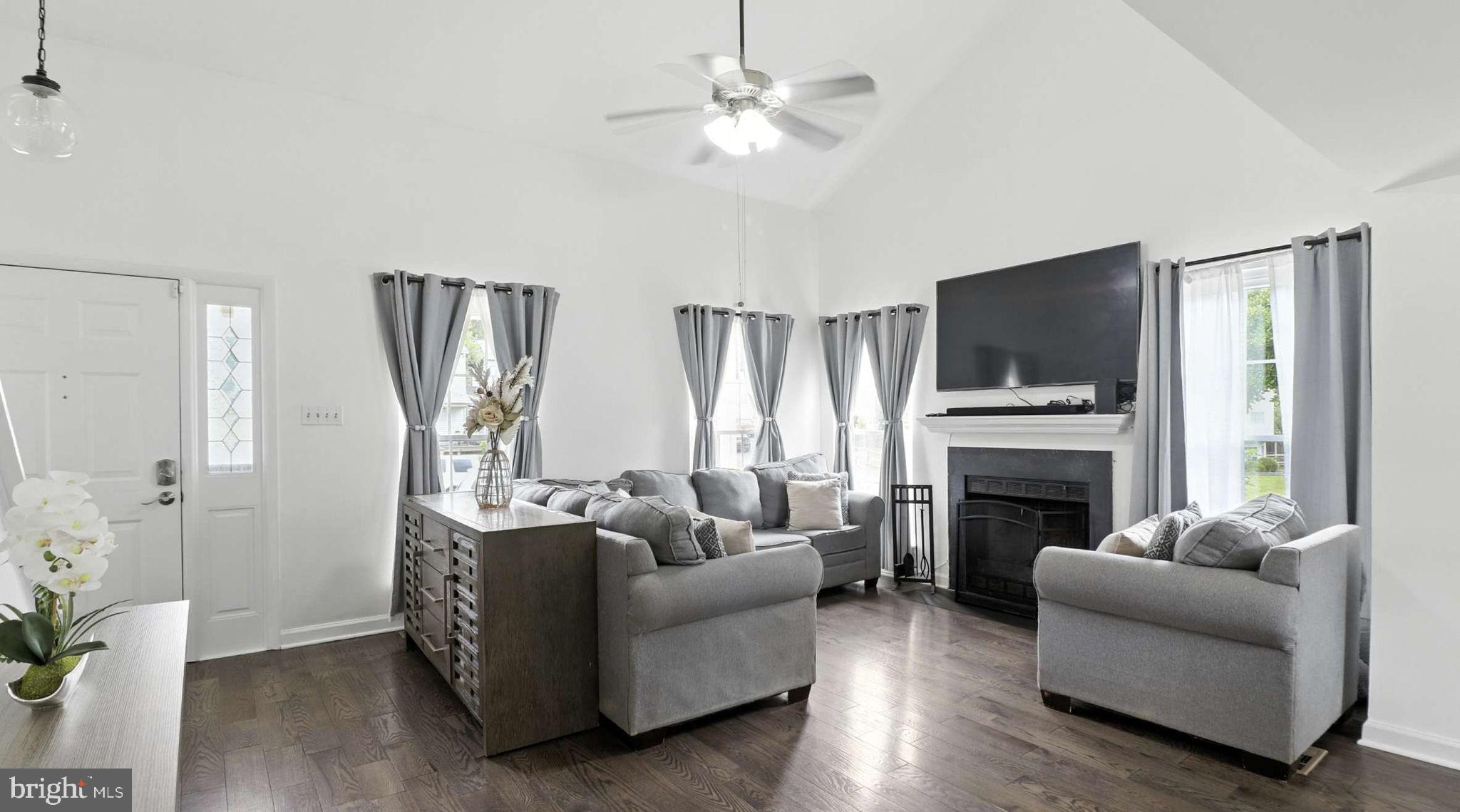 18447 GARDENIA WAY