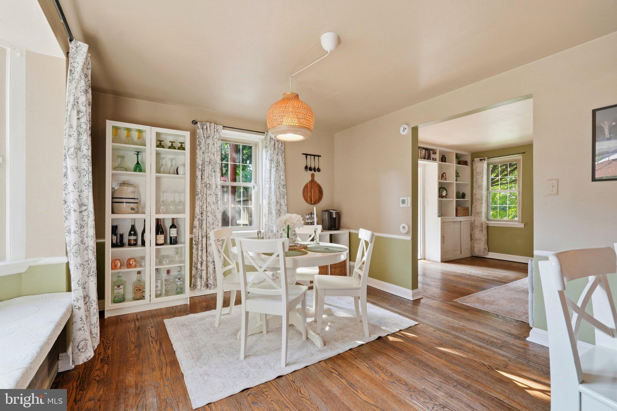 31 W SALISBURY DRIVE
