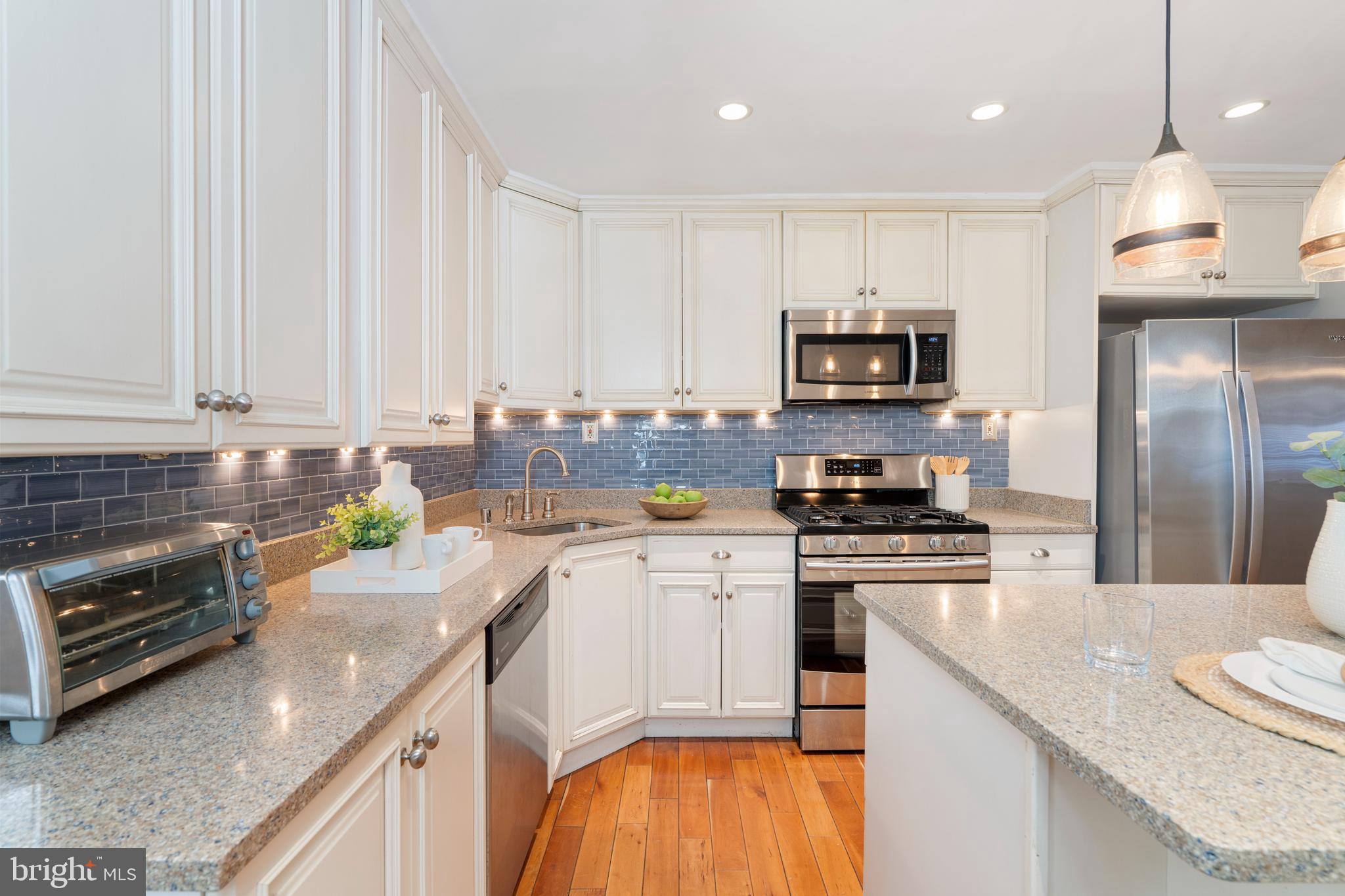 CANTON - Residential