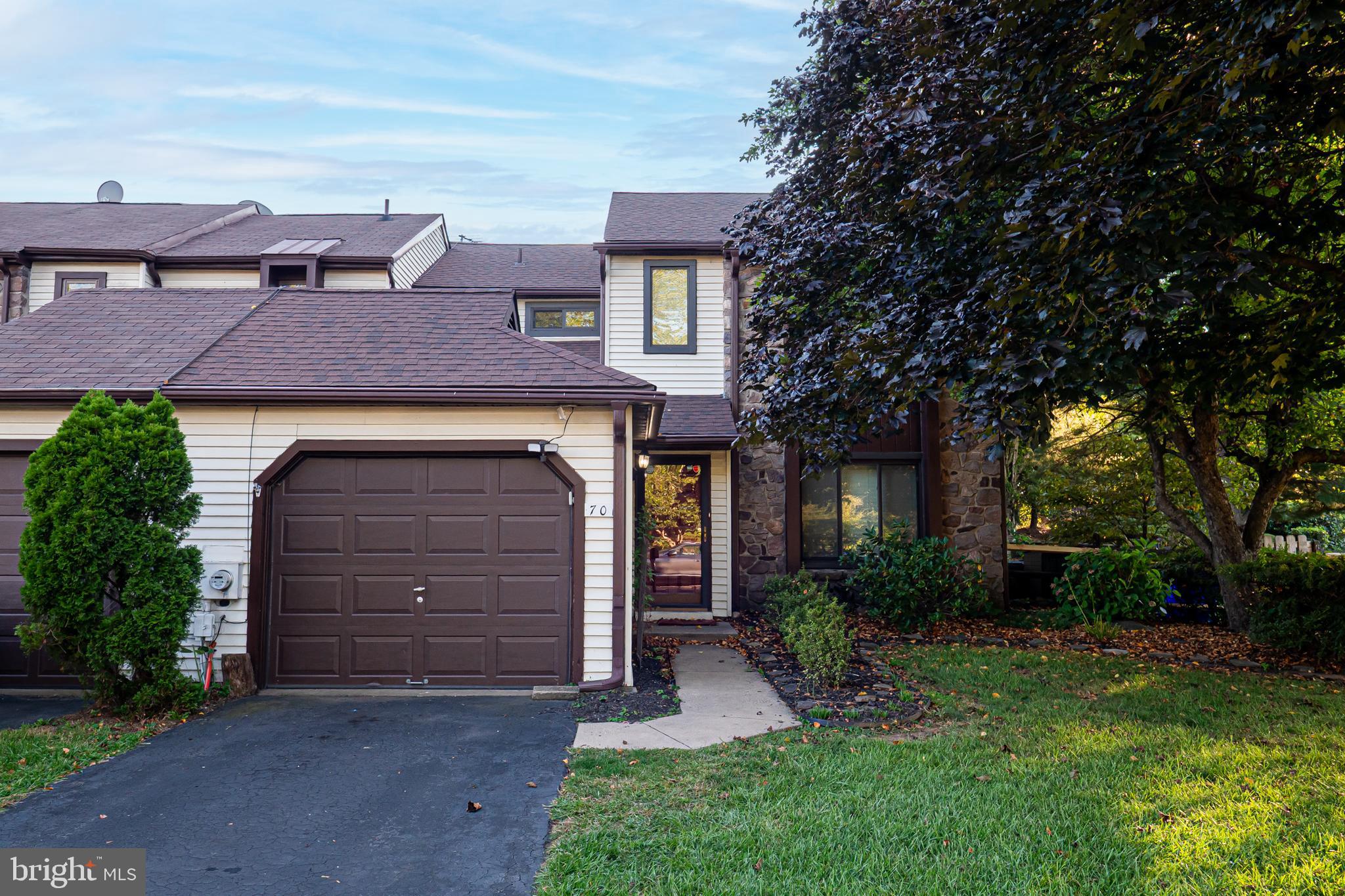 Welcome to 701 Grantham Ct in the conveniently located Trowbridge neighborhood! This end unit townhome is move-in ready and has a combination of features like no other. It is much larger than it appears with over 1,900 square feet of finished living area! The modern open floor plan is perfect for entertaining. Upon entrance, you are greeted by the massive family room with an abundance of natural light. Take note of the new luxury vinyl plank flooring & ample recessed lighting throughout! The main level is highlighted by the spacious eat-in kitchen that opens to the living room and formal dining room. Past the kitchen is a bonus den, which would make a perfect home office! An updated laundry room and half bath complete this level. The upper level is highlighted by the primary suite. The attached full bath with a walk-in shower was recently updated. Two additional generously sized bedrooms and a full hall bath complete this level. Every bedroom has a ceiling fan! Looking for more value? The HVAC was recently replaced (2021), and the roof and windows are newer. Looking for outdoor space? The rear deck was recently repainted and is a great space to enjoy the upcoming fall months! The rear & side yard provides ample flat & usable space and is fenced in! Located with quick and convenient access to major routes 276, 132, 1, 132 and 611, you can get anywhere fast! Schedule your tour today!