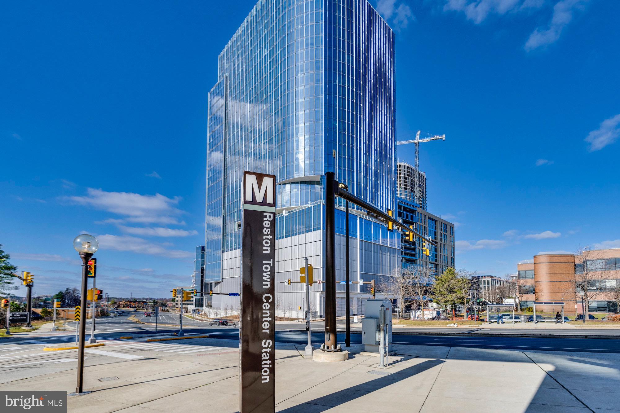 EDGEWATER AT TOWN CENTER - Residential