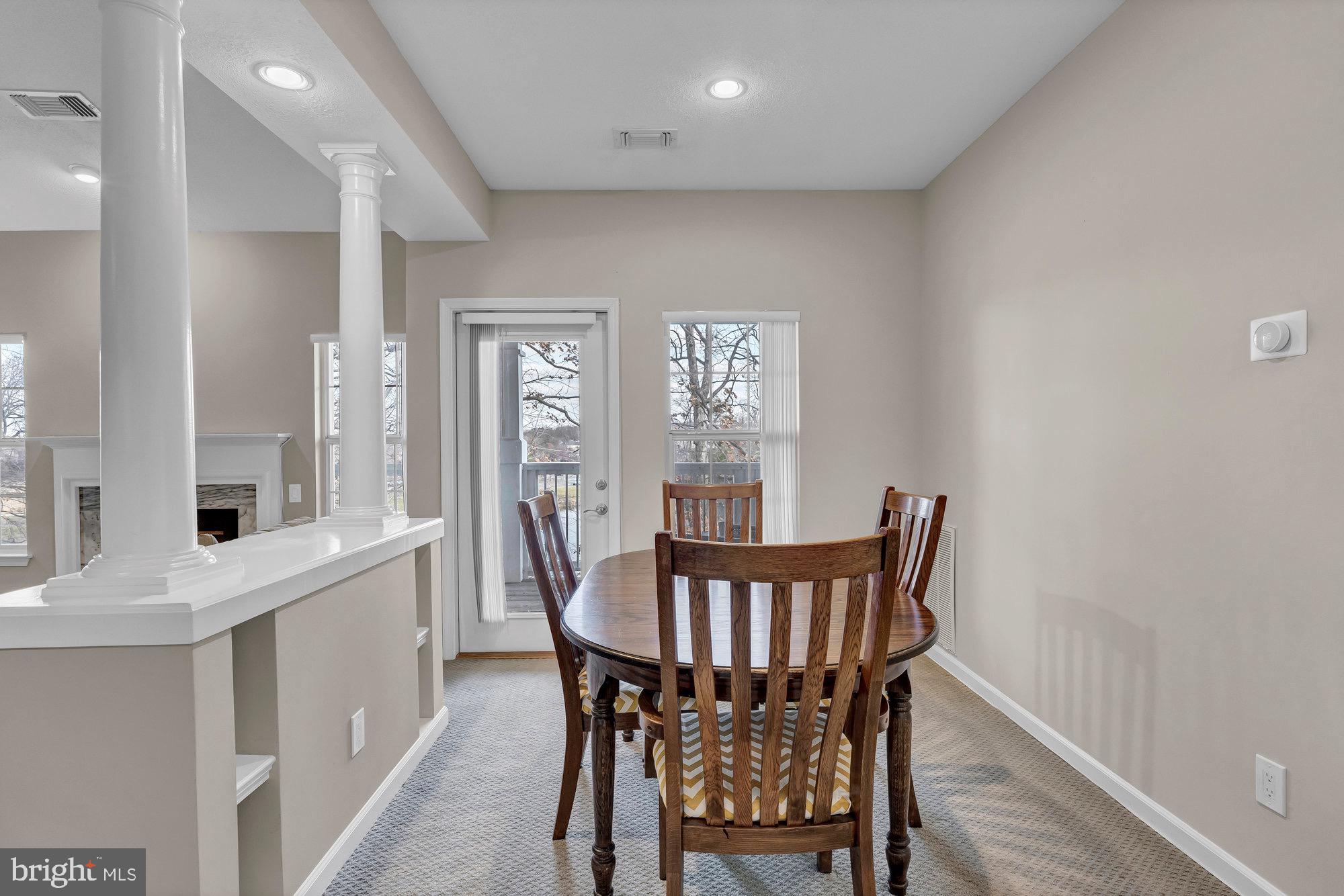 EDGEWATER AT TOWN CENTER - Residential