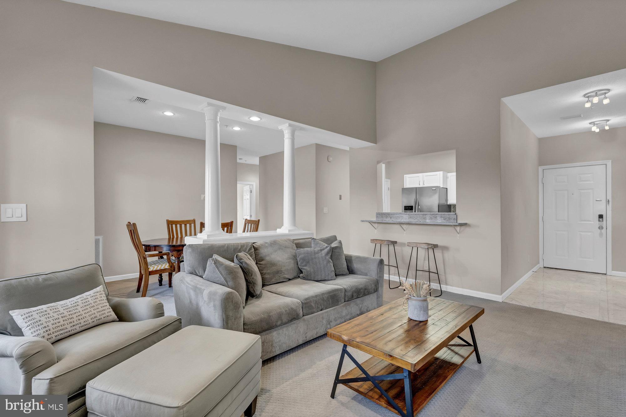 EDGEWATER AT TOWN CENTER - Residential