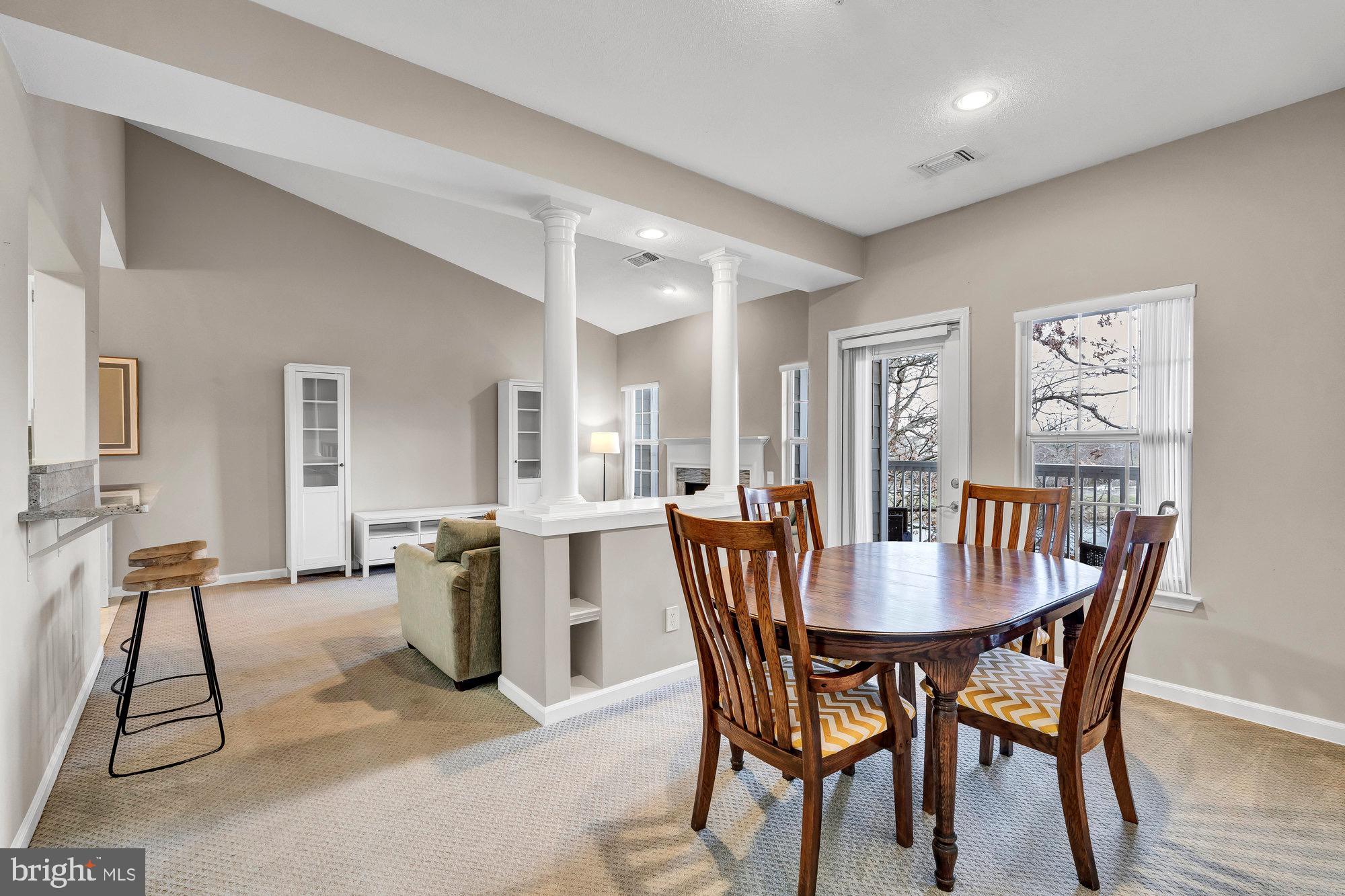 EDGEWATER AT TOWN CENTER - Residential