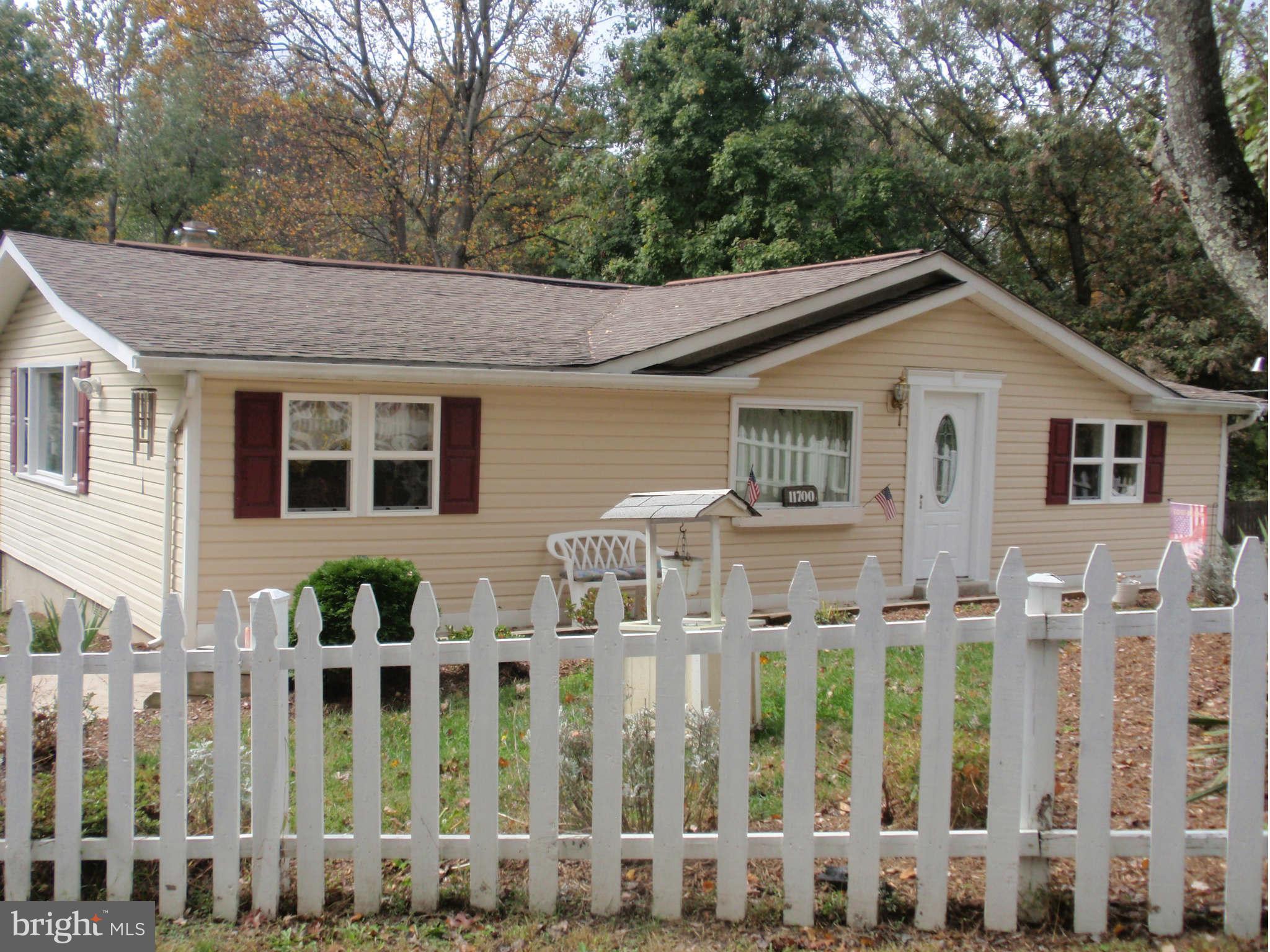 BROWN & HOOFF - Residential