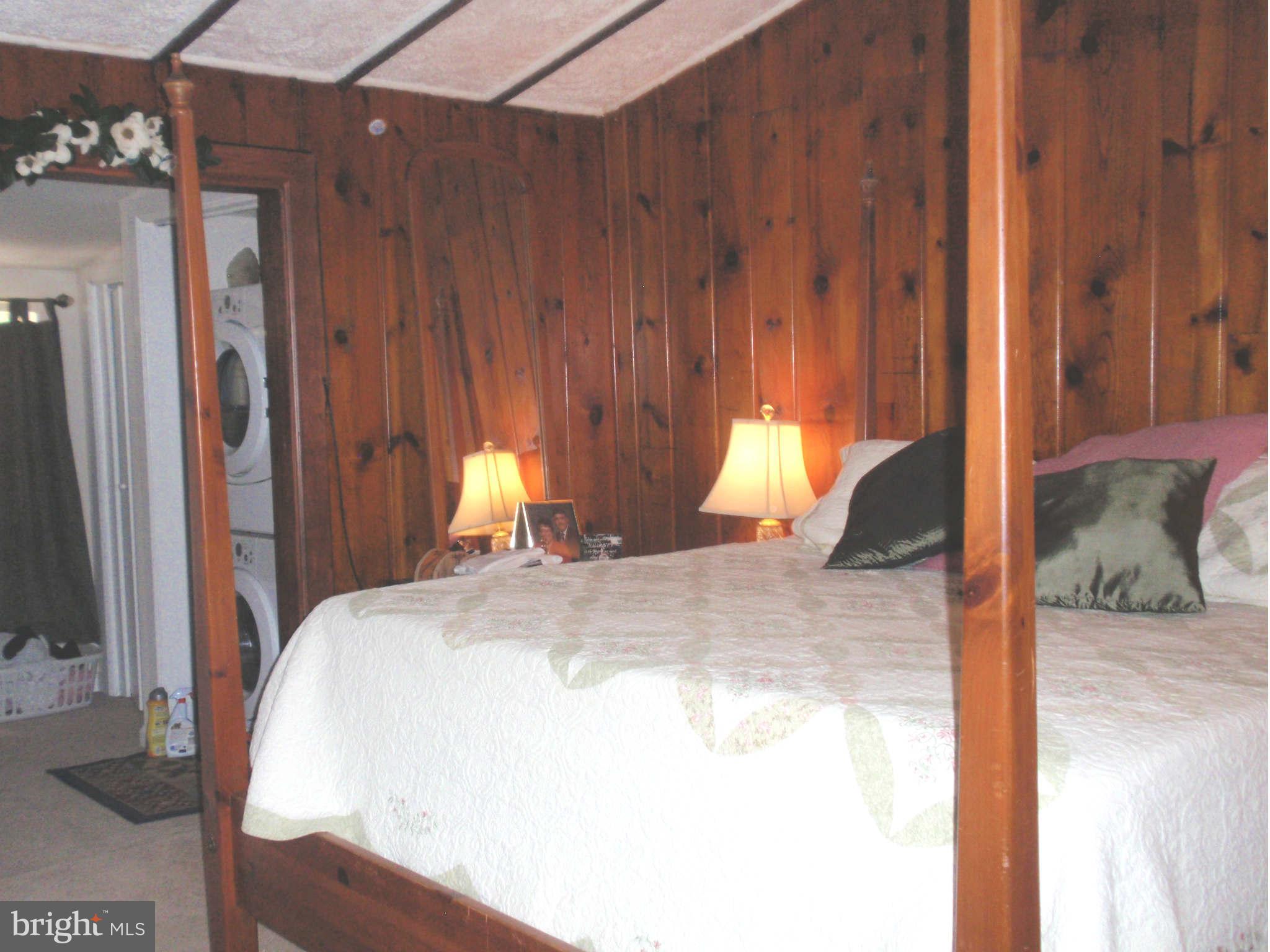 BROWN & HOOFF - Residential