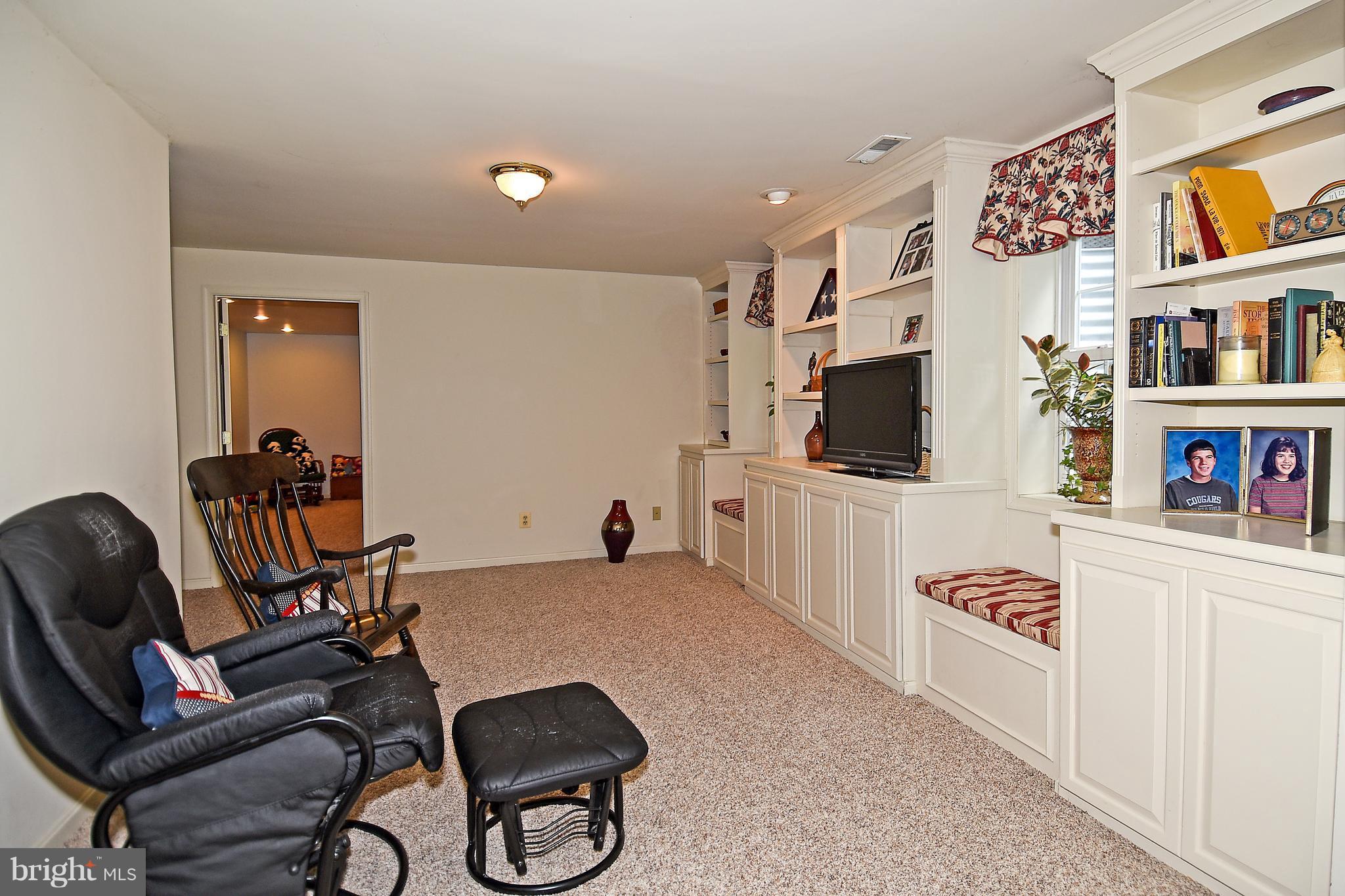 BRIDLEWOOD - Residential