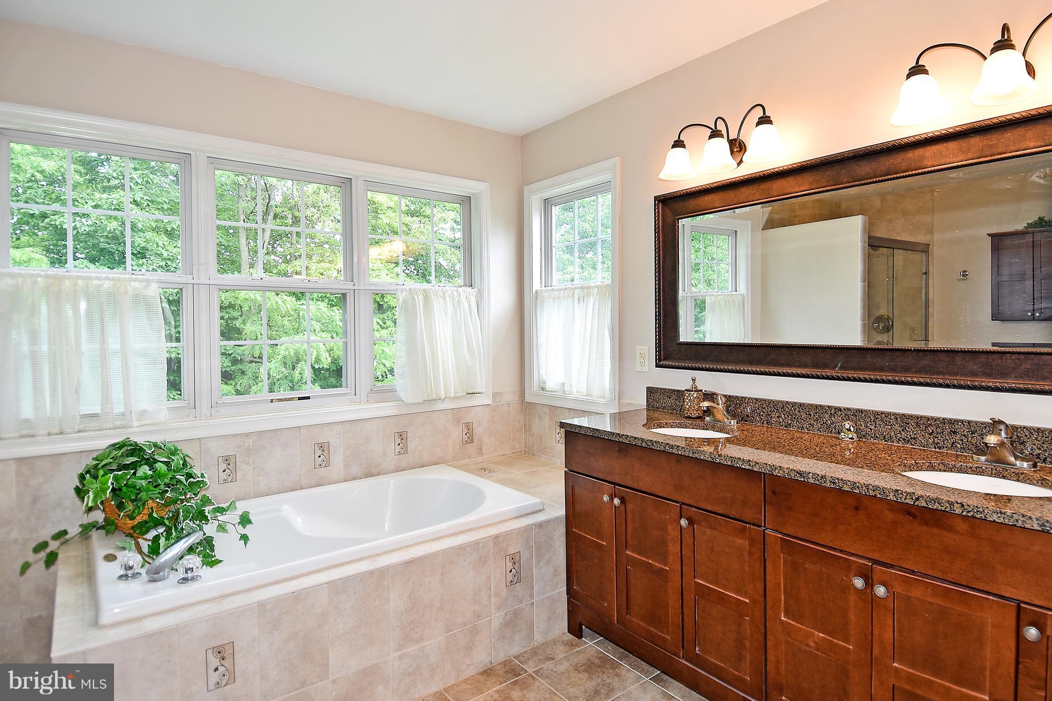 BRIDLEWOOD - Residential