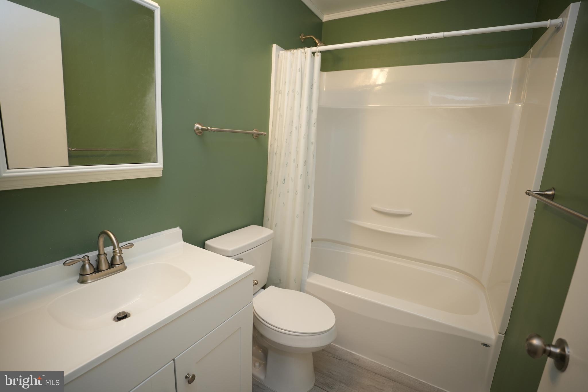 CEDAR COVE - Residential