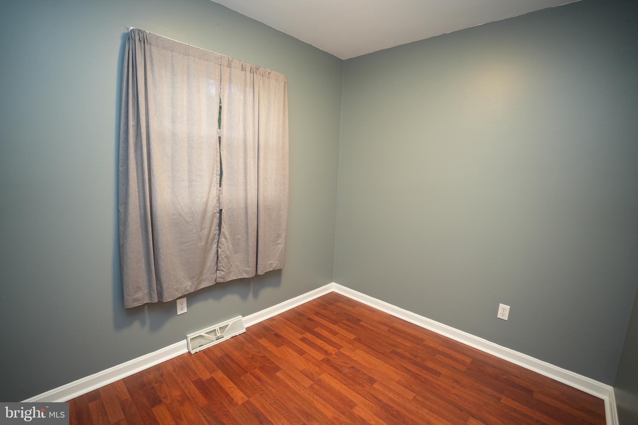 CEDAR COVE - Residential