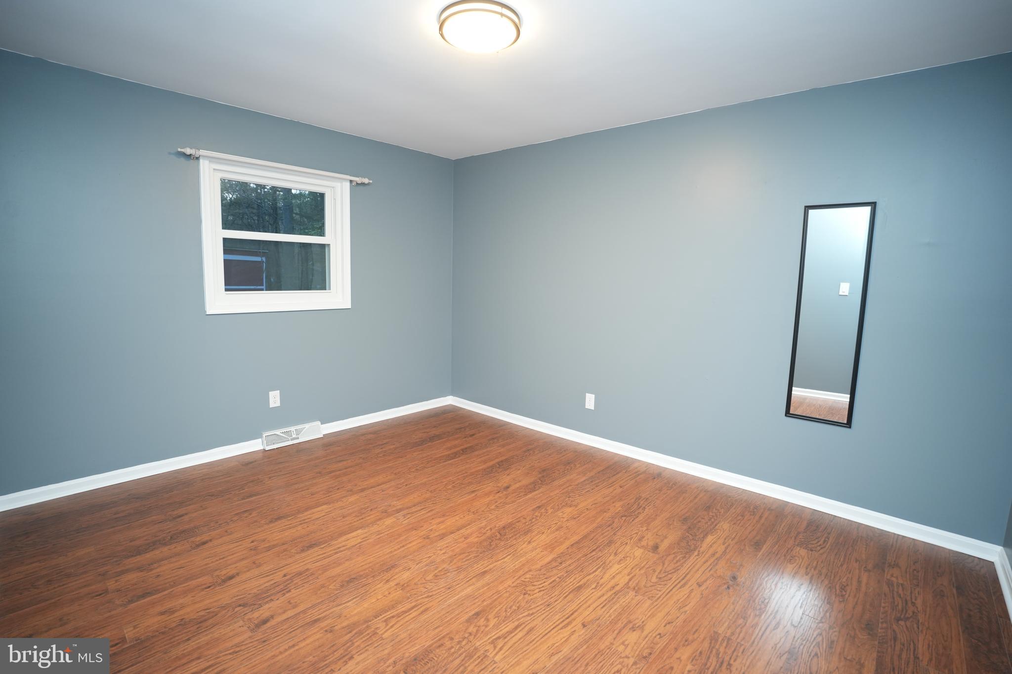 CEDAR COVE - Residential