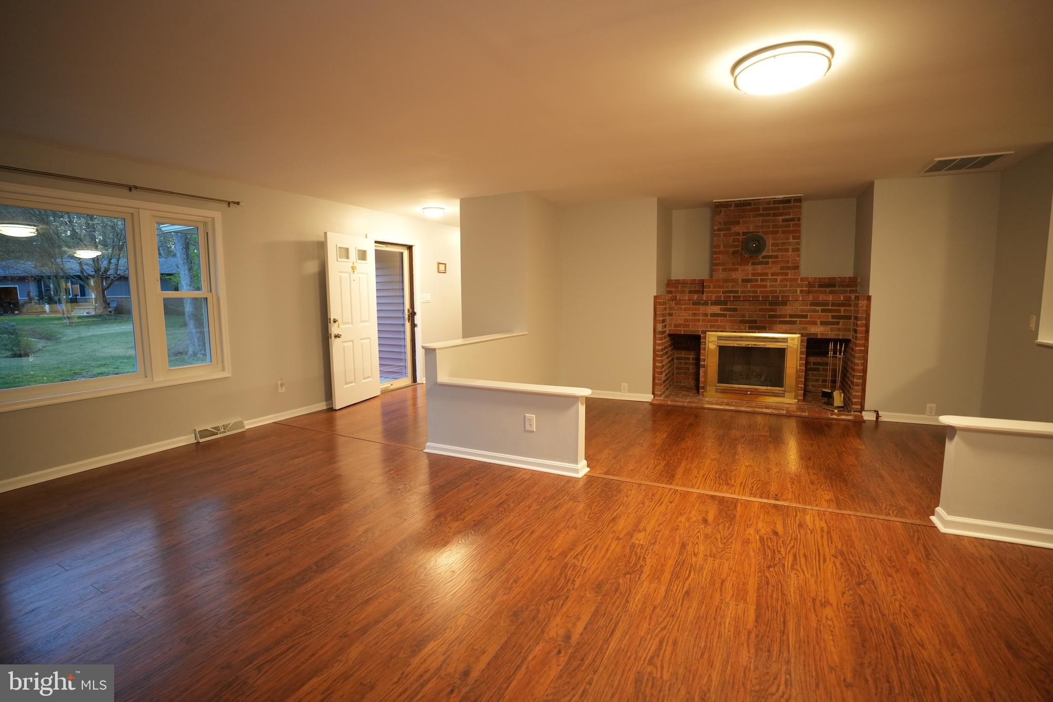 CEDAR COVE - Residential