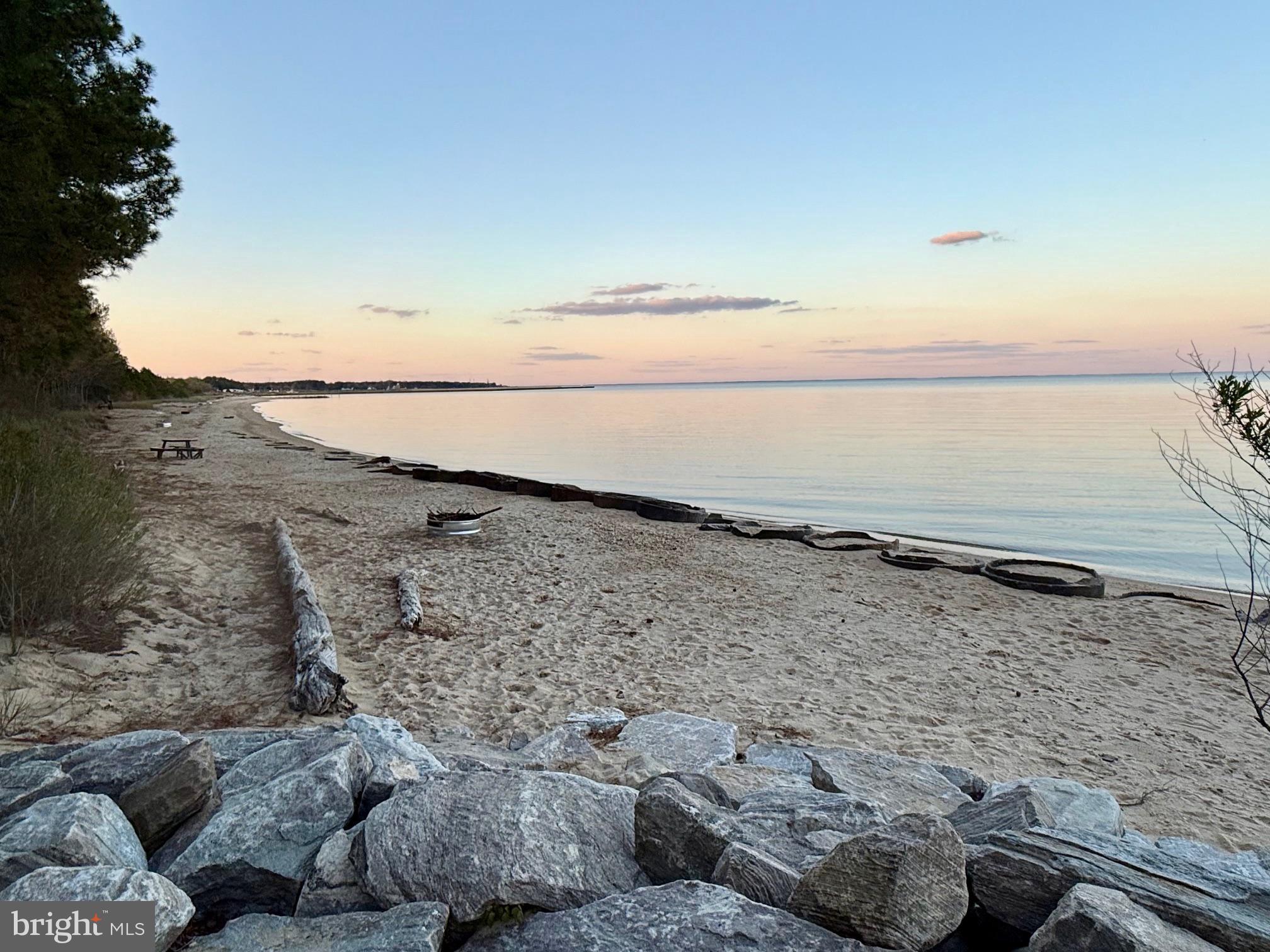 CEDAR COVE - Residential