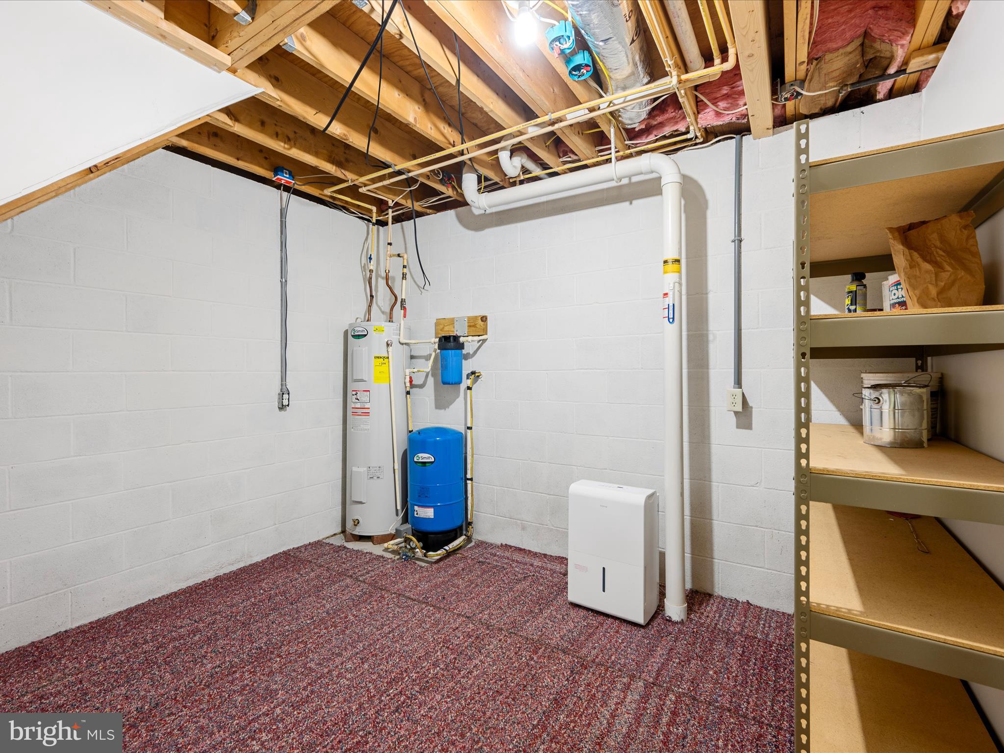 TALL PINES - Residential