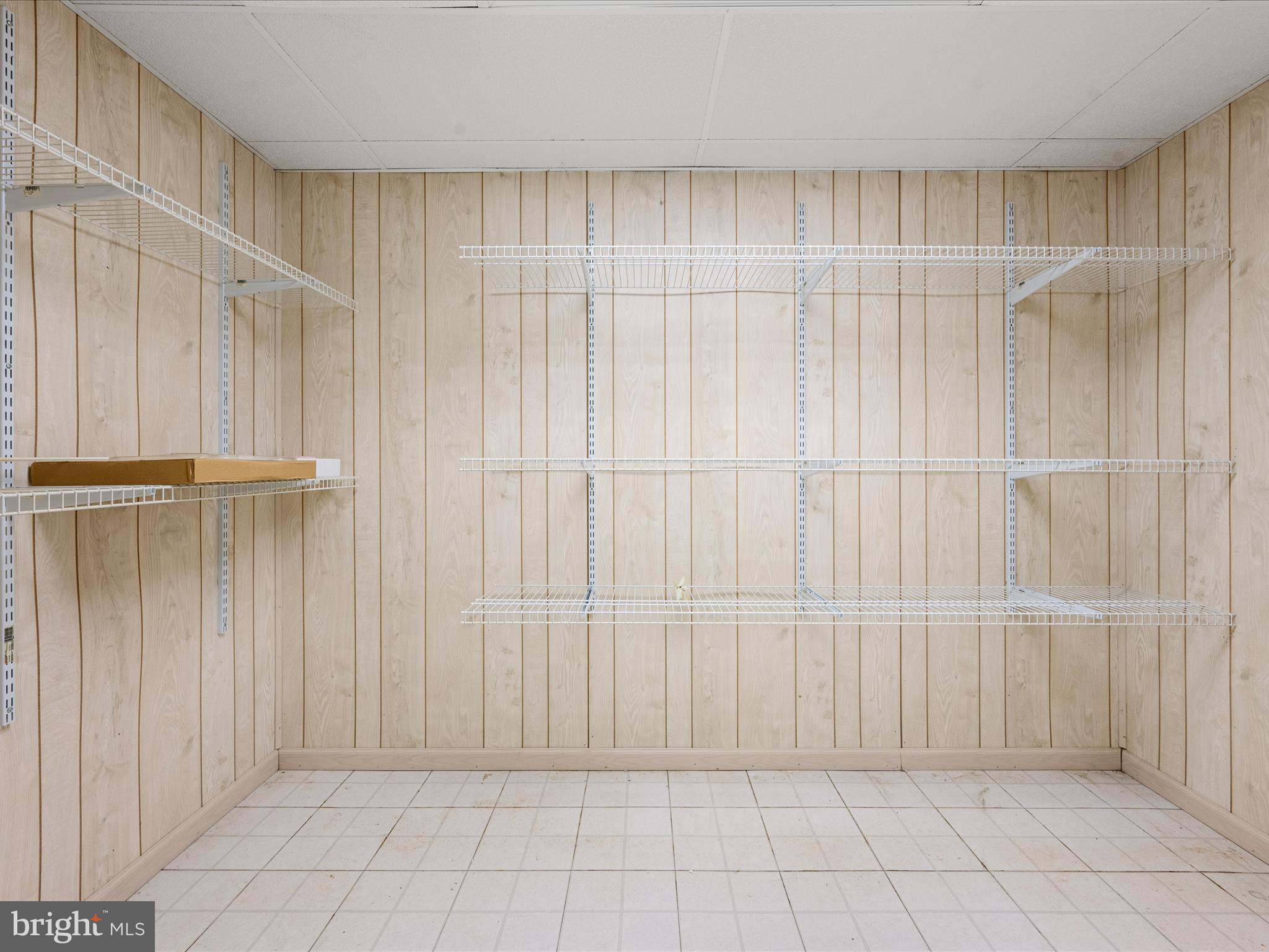 TALL PINES - Residential