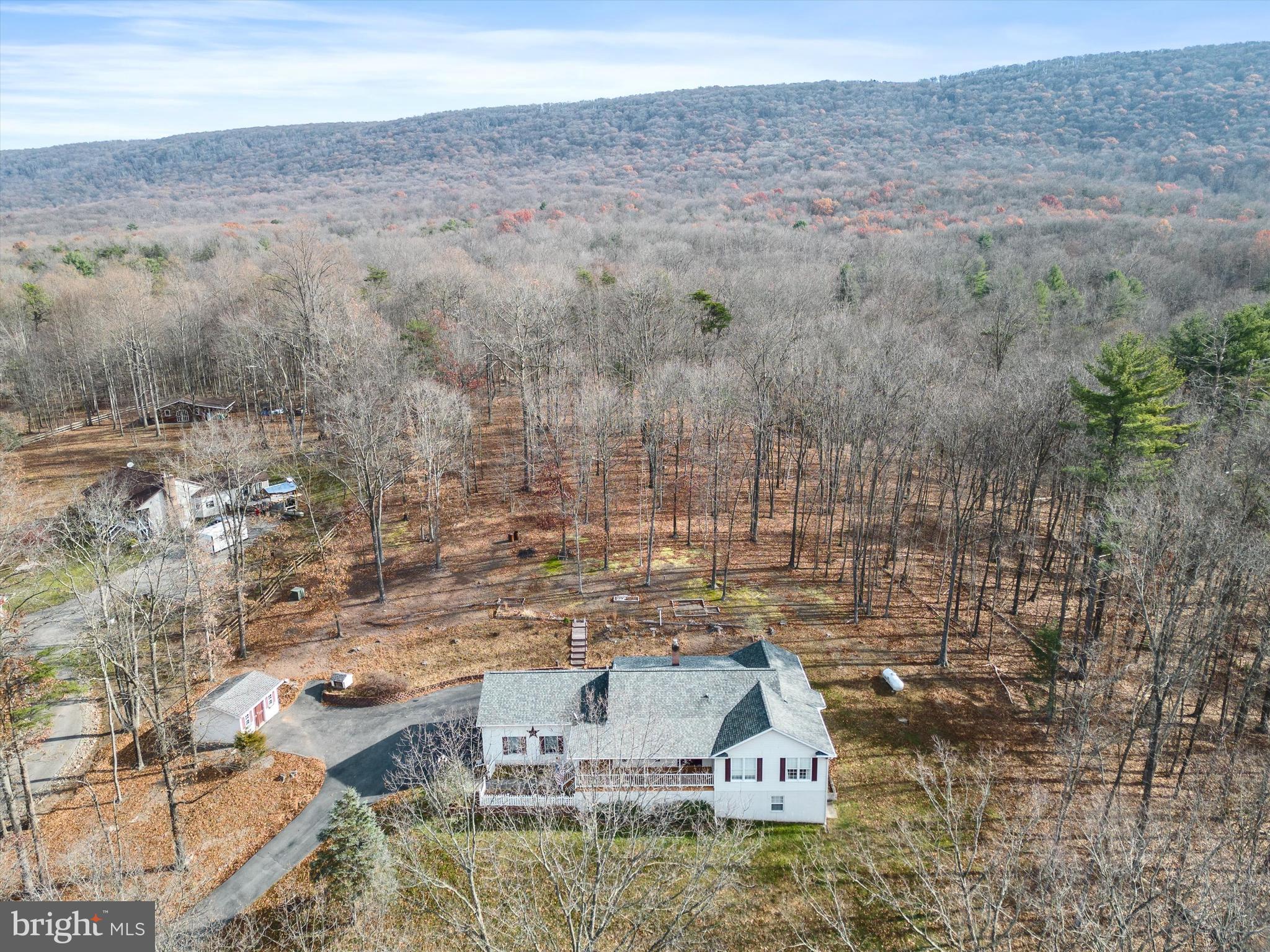 TALL PINES - Residential