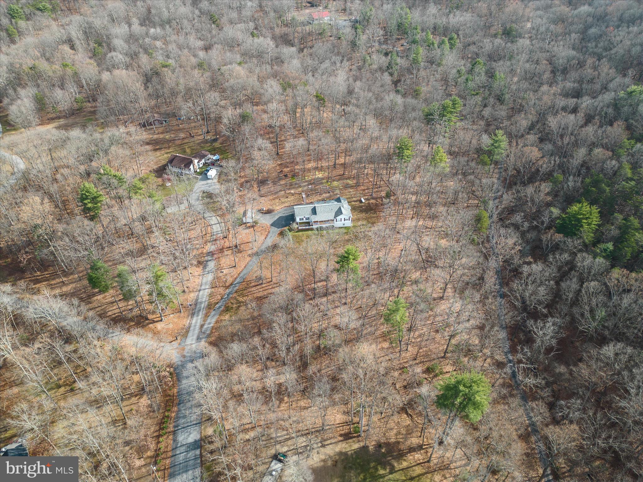 TALL PINES - Residential