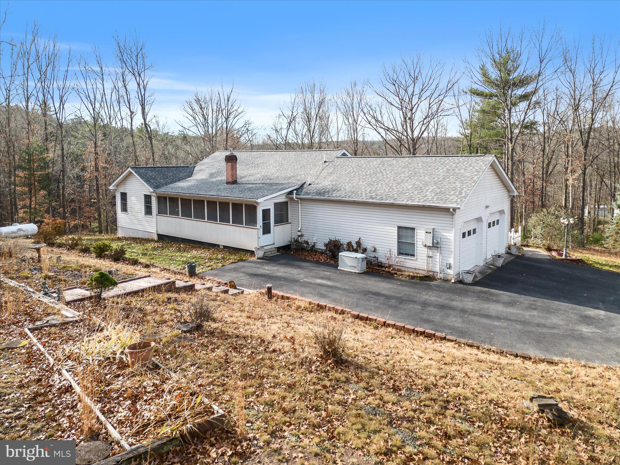 TALL PINES - Residential