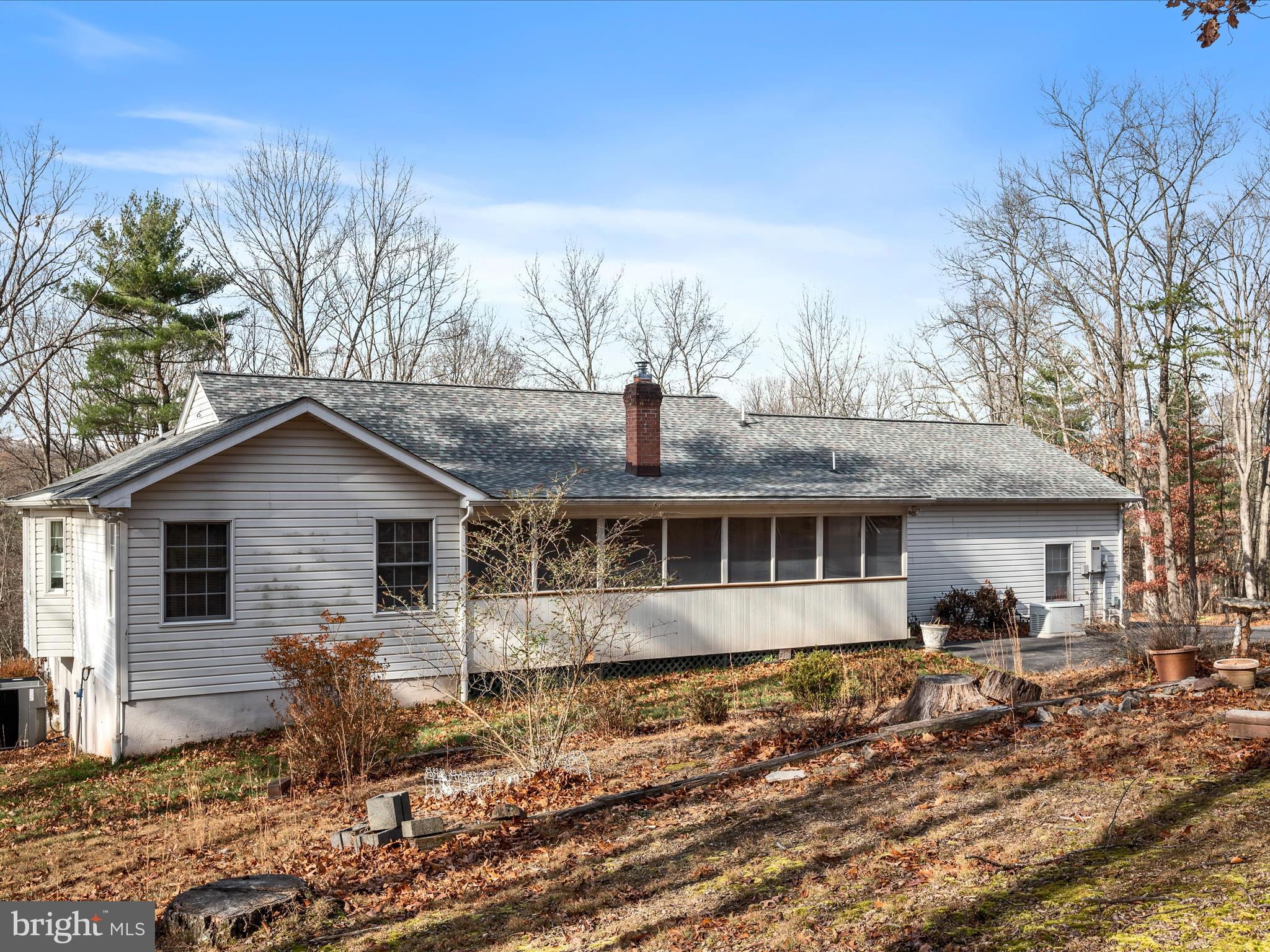 TALL PINES - Residential