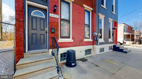 Townhouse For Rent - 652 N 36th Street<br/> Philadelphia County, PHILADELPHIA, PA 19104