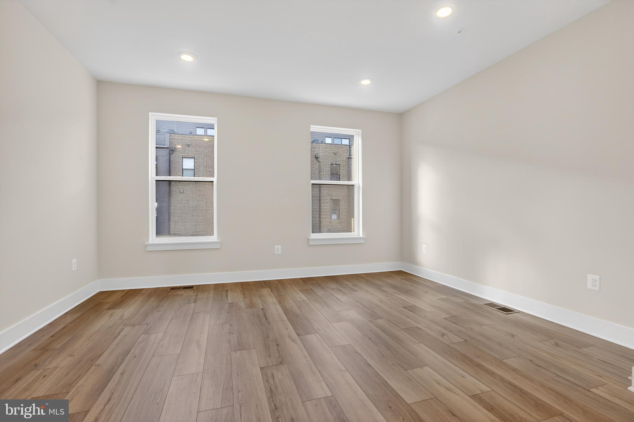 LOCKE LANDING - Residential