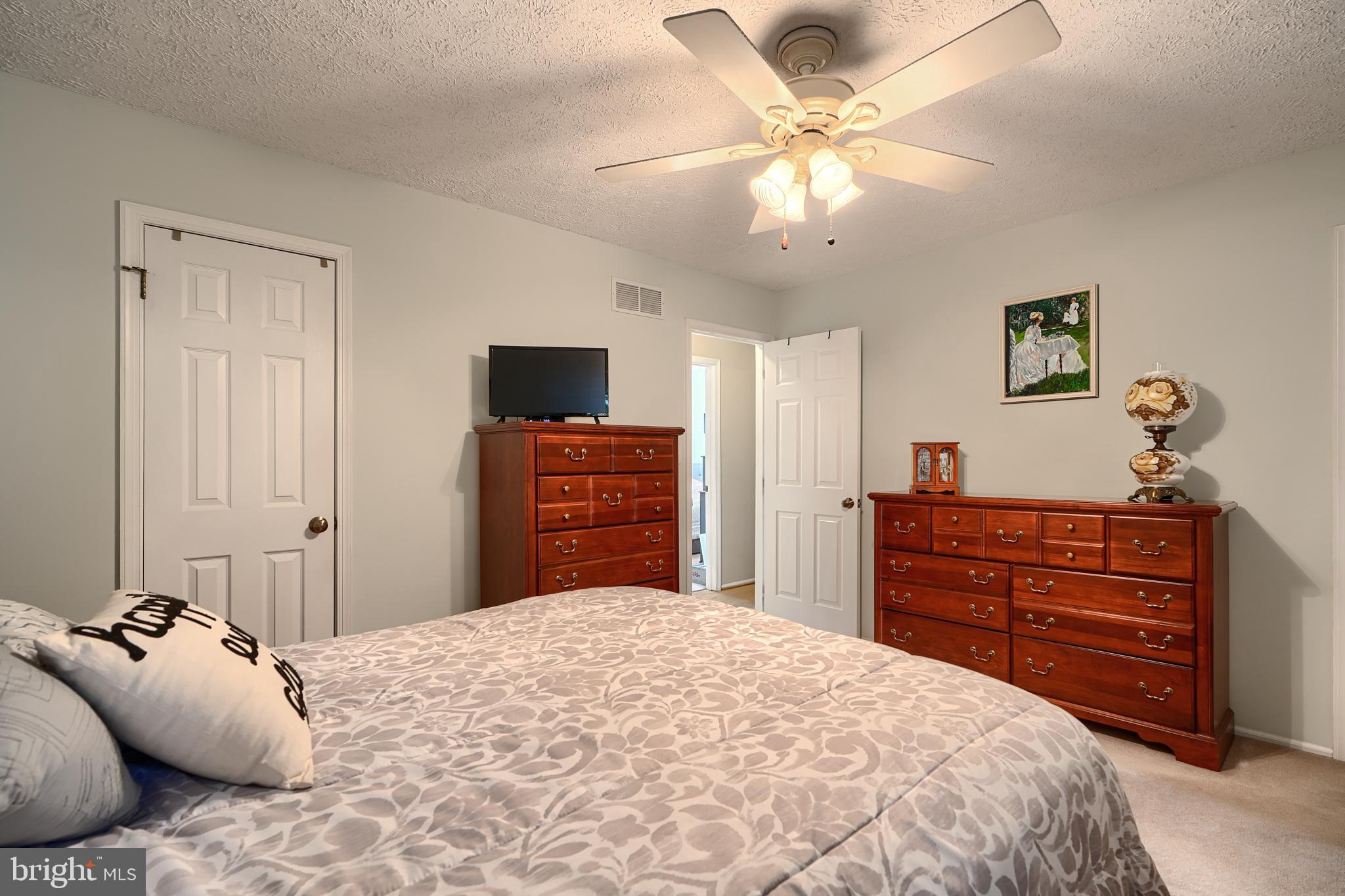 AMBERMILL - Residential