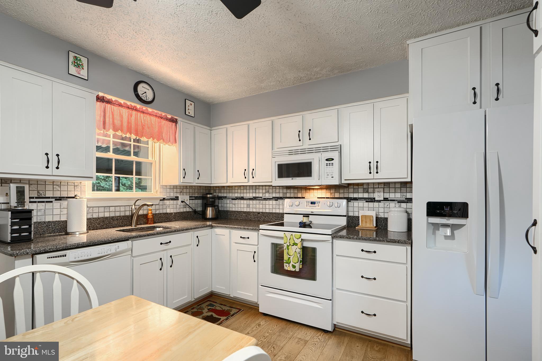 AMBERMILL - Residential