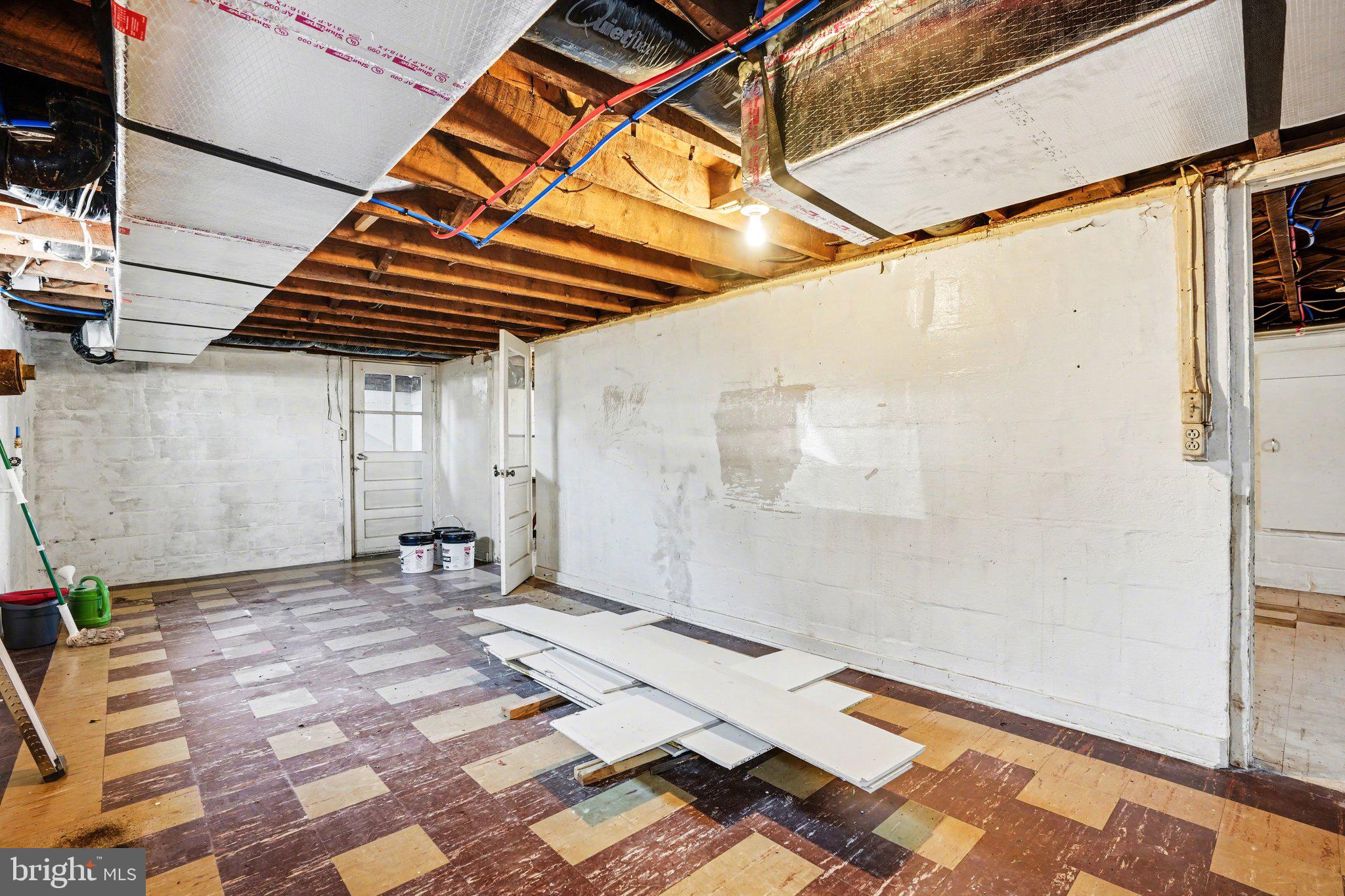 SOUTHAMPTON TWP - Residential