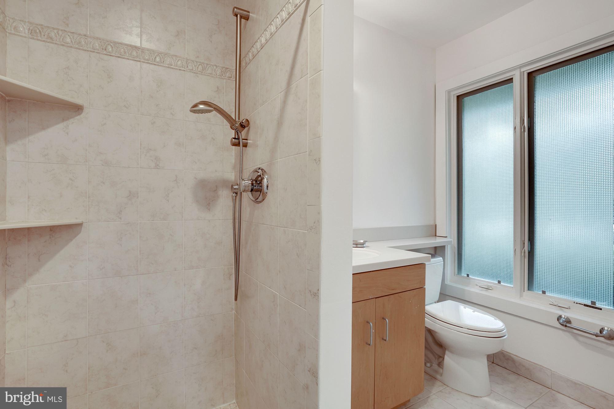 BETHESDA OUTSIDE - Residential