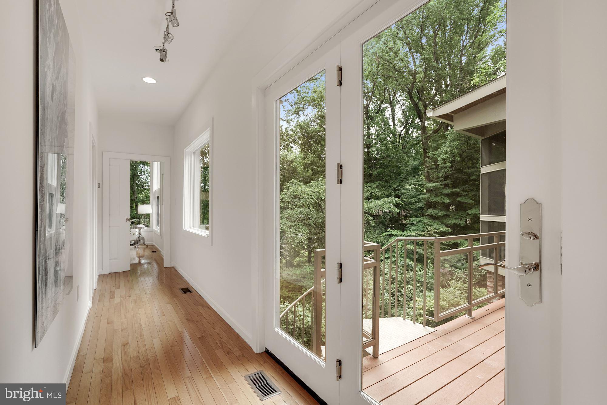 BETHESDA OUTSIDE - Residential