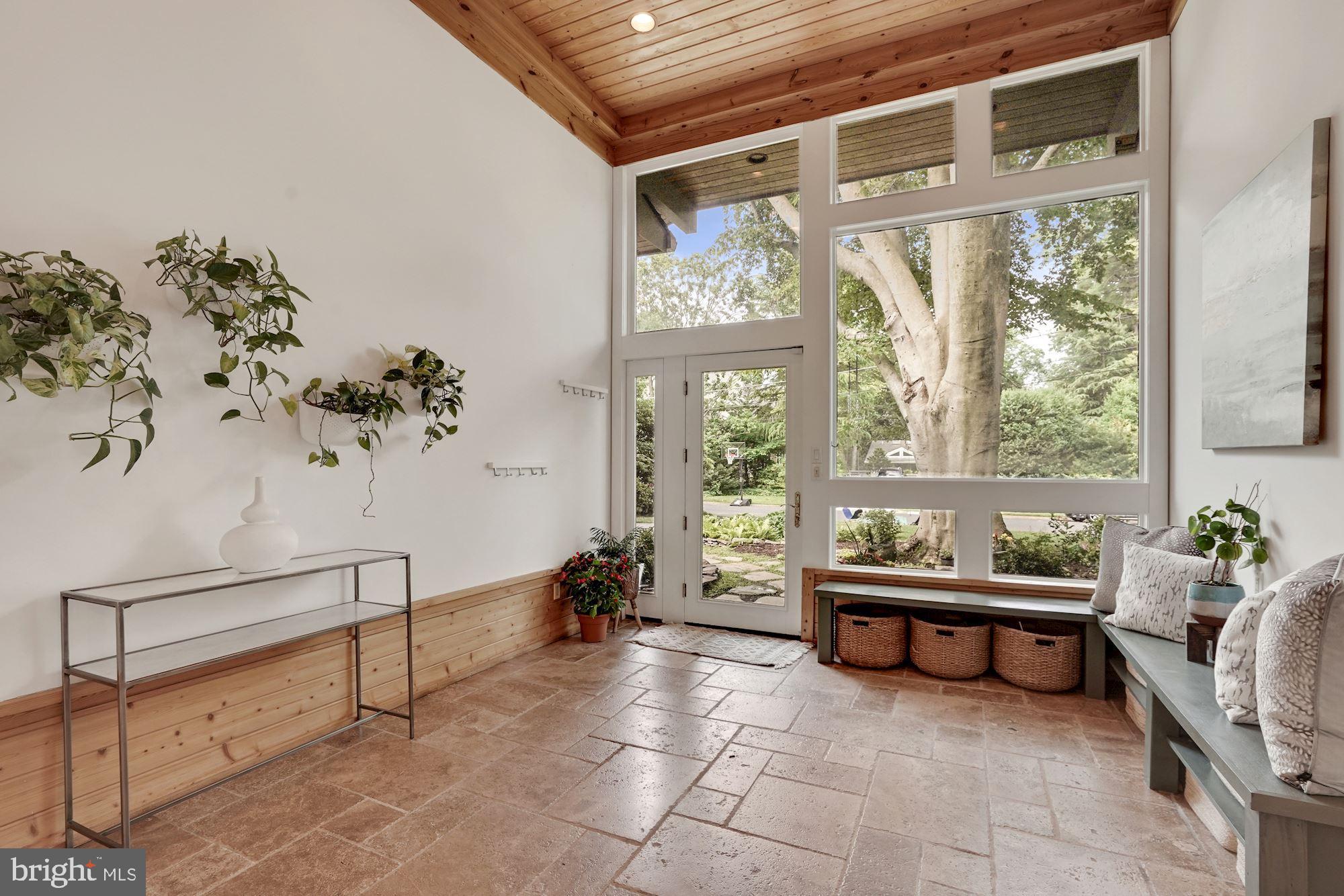 BETHESDA OUTSIDE - Residential