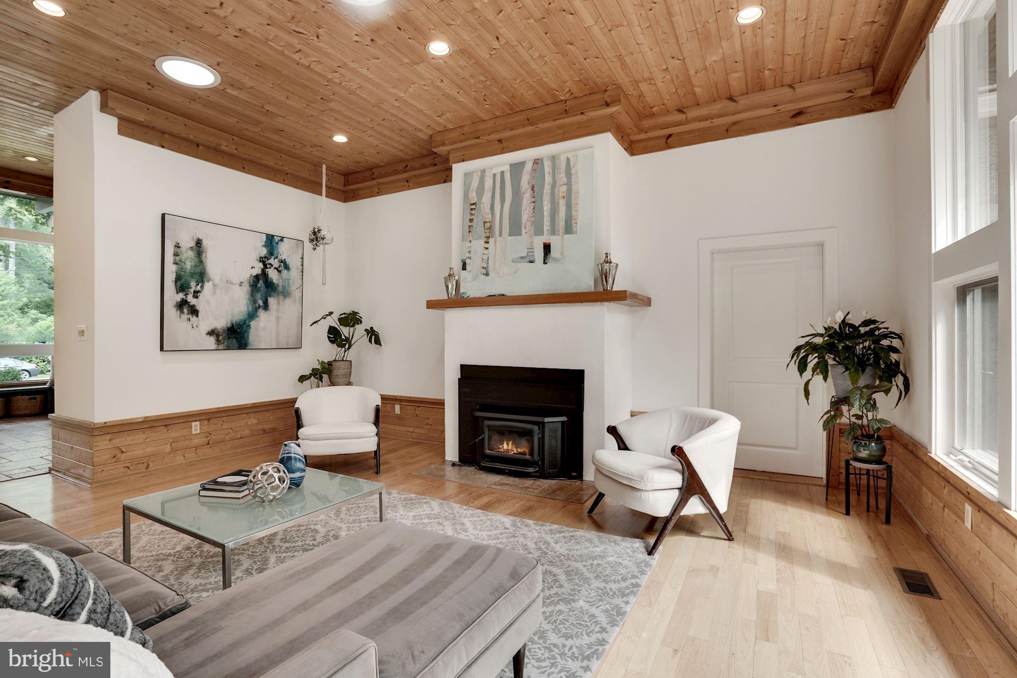 BETHESDA OUTSIDE - Residential