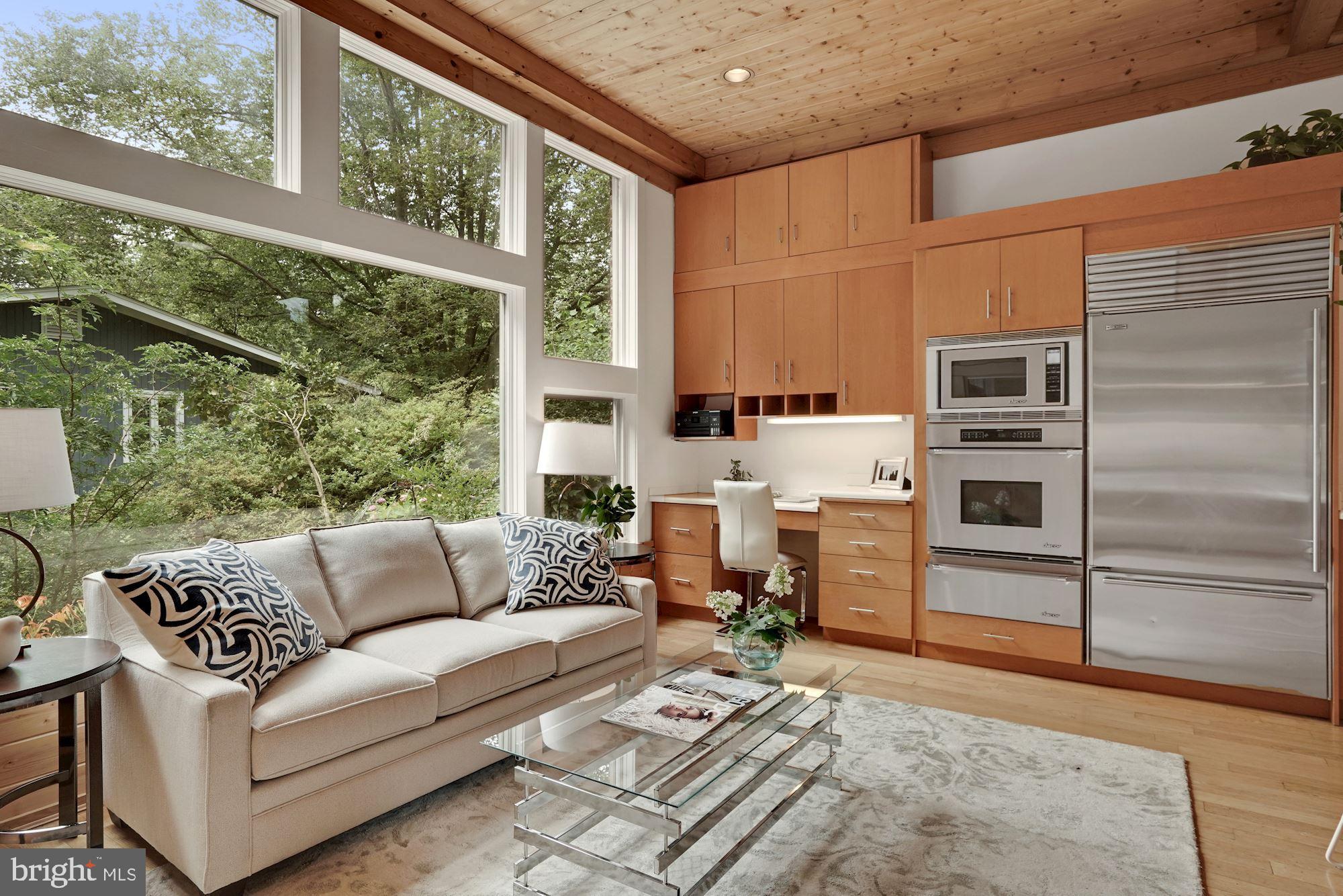 BETHESDA OUTSIDE - Residential