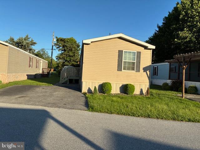 9 S GREEN ACRES CIRCLE