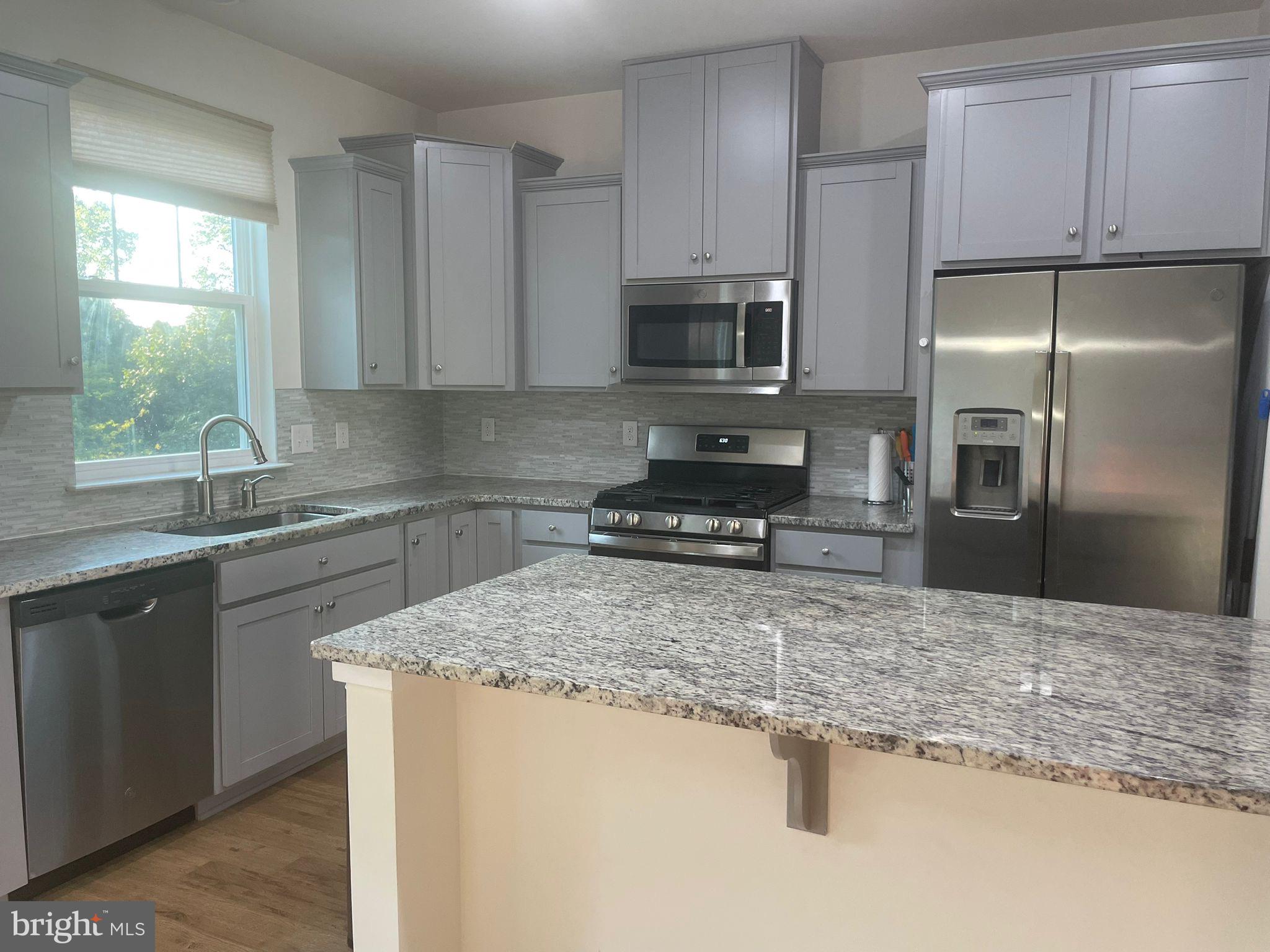 TOWNES AT SHANNON HILL - Residential