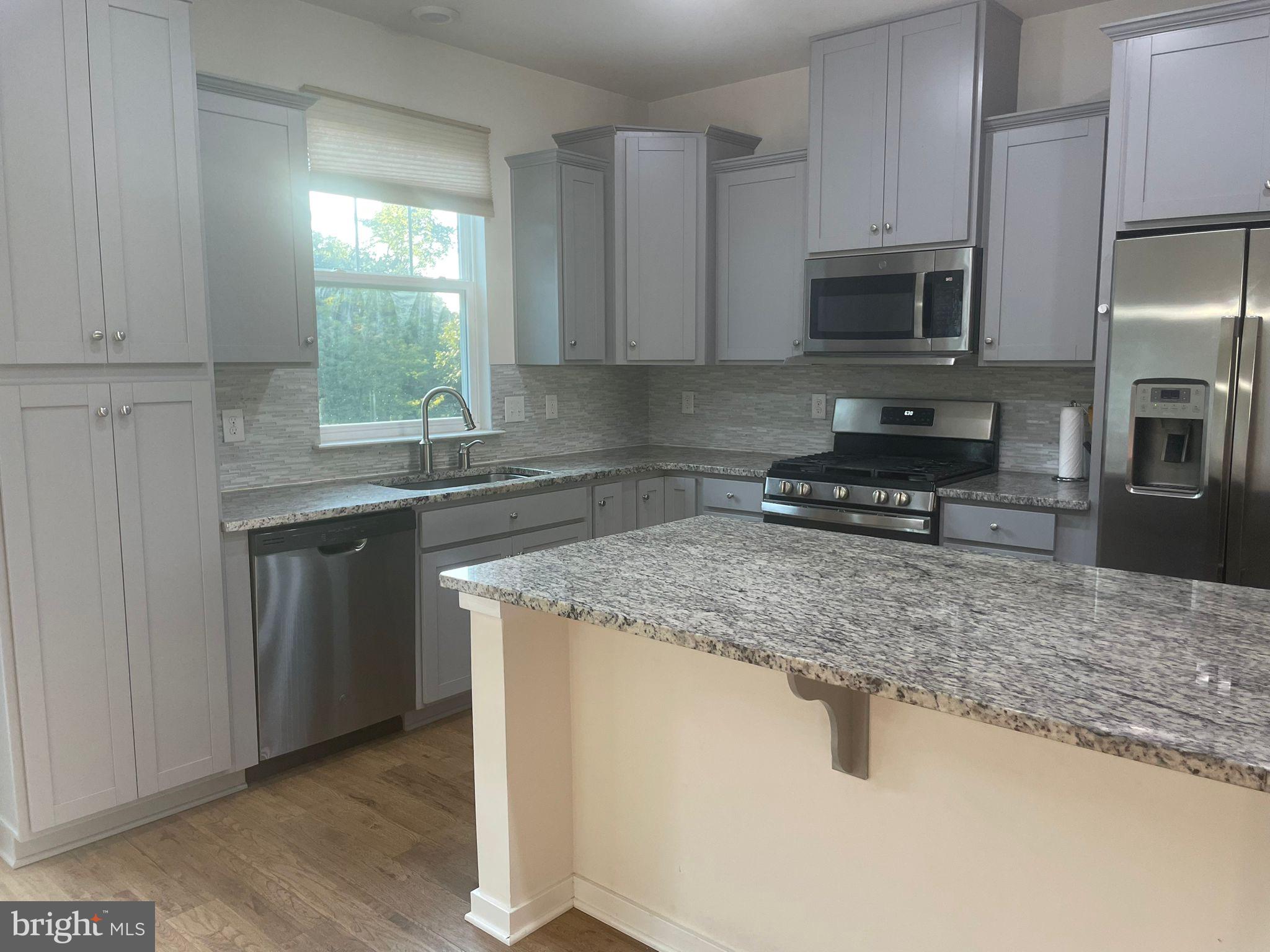 TOWNES AT SHANNON HILL - Residential