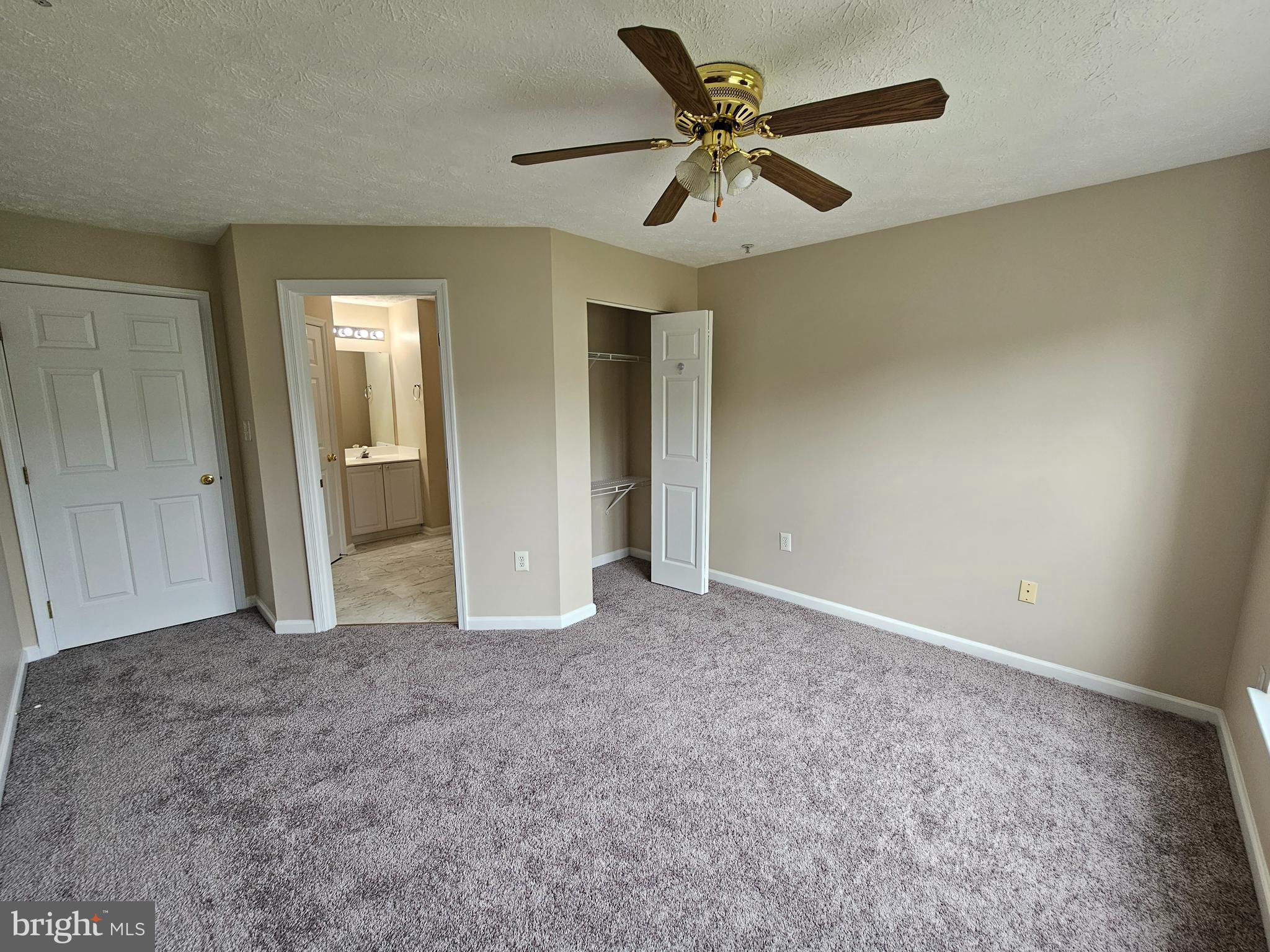 PINEY ORCHARD - Residential Lease