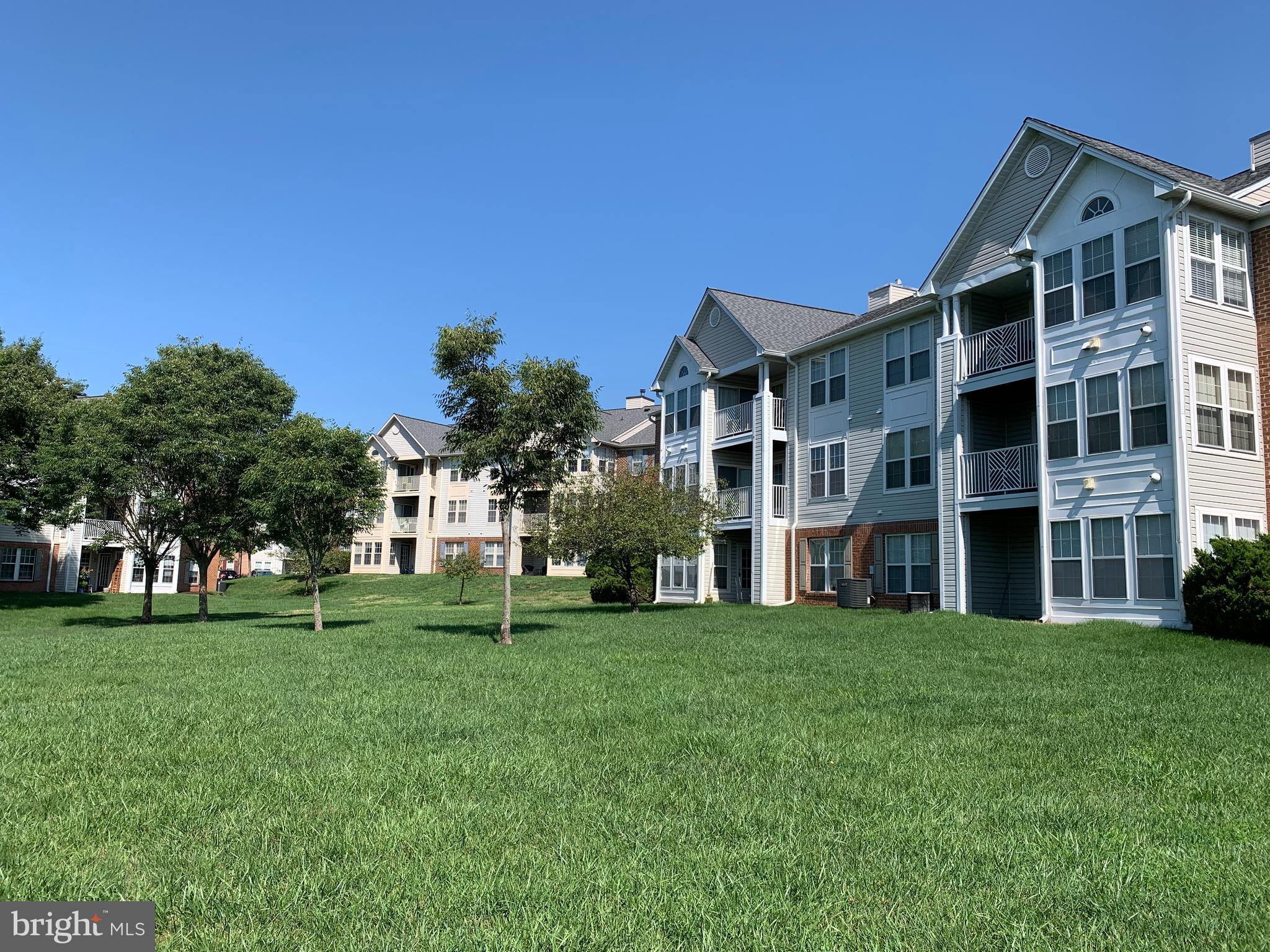 PINEY ORCHARD - Residential Lease