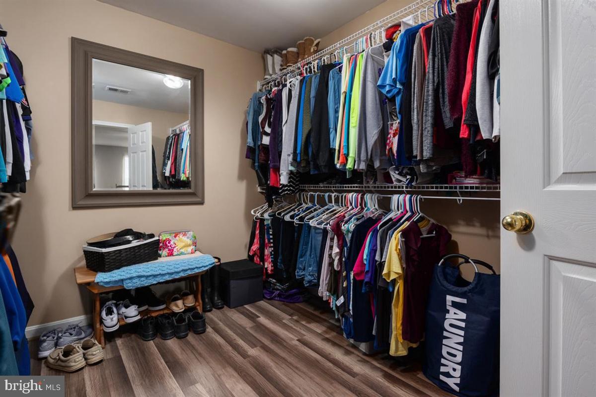 ASHWORTH - Residential