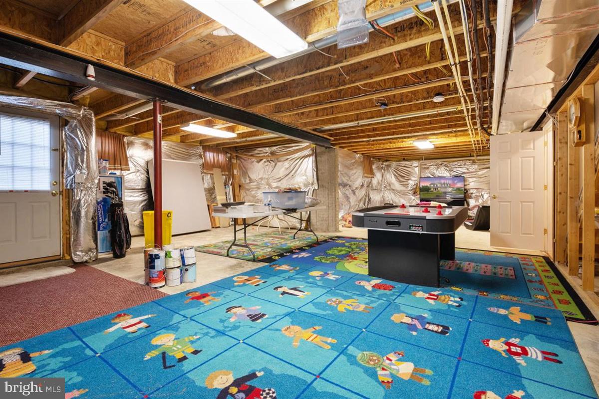 ASHWORTH - Residential