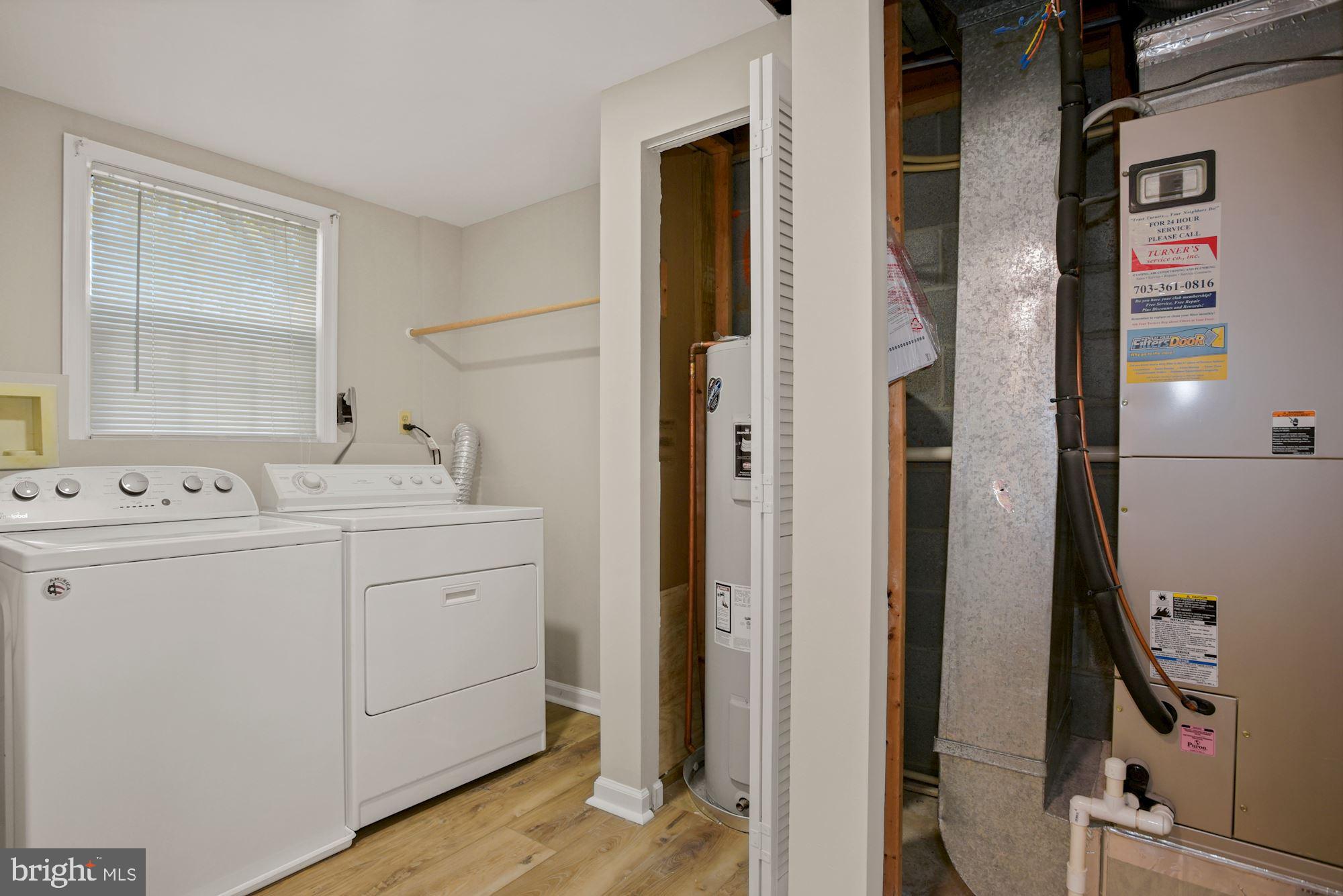 WOODCREST CLUSTER - Residential Lease