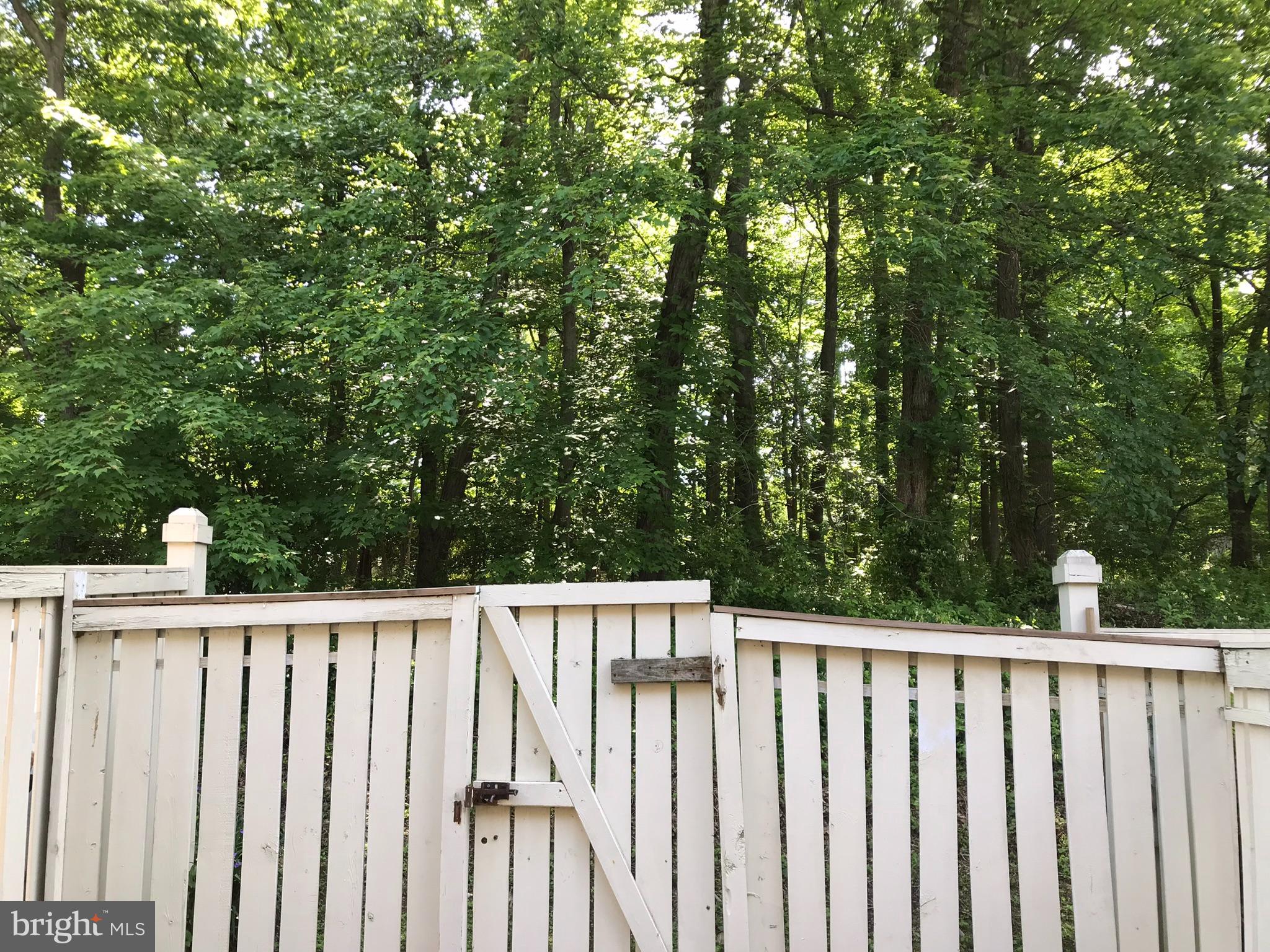 WOODCREST CLUSTER - Residential Lease