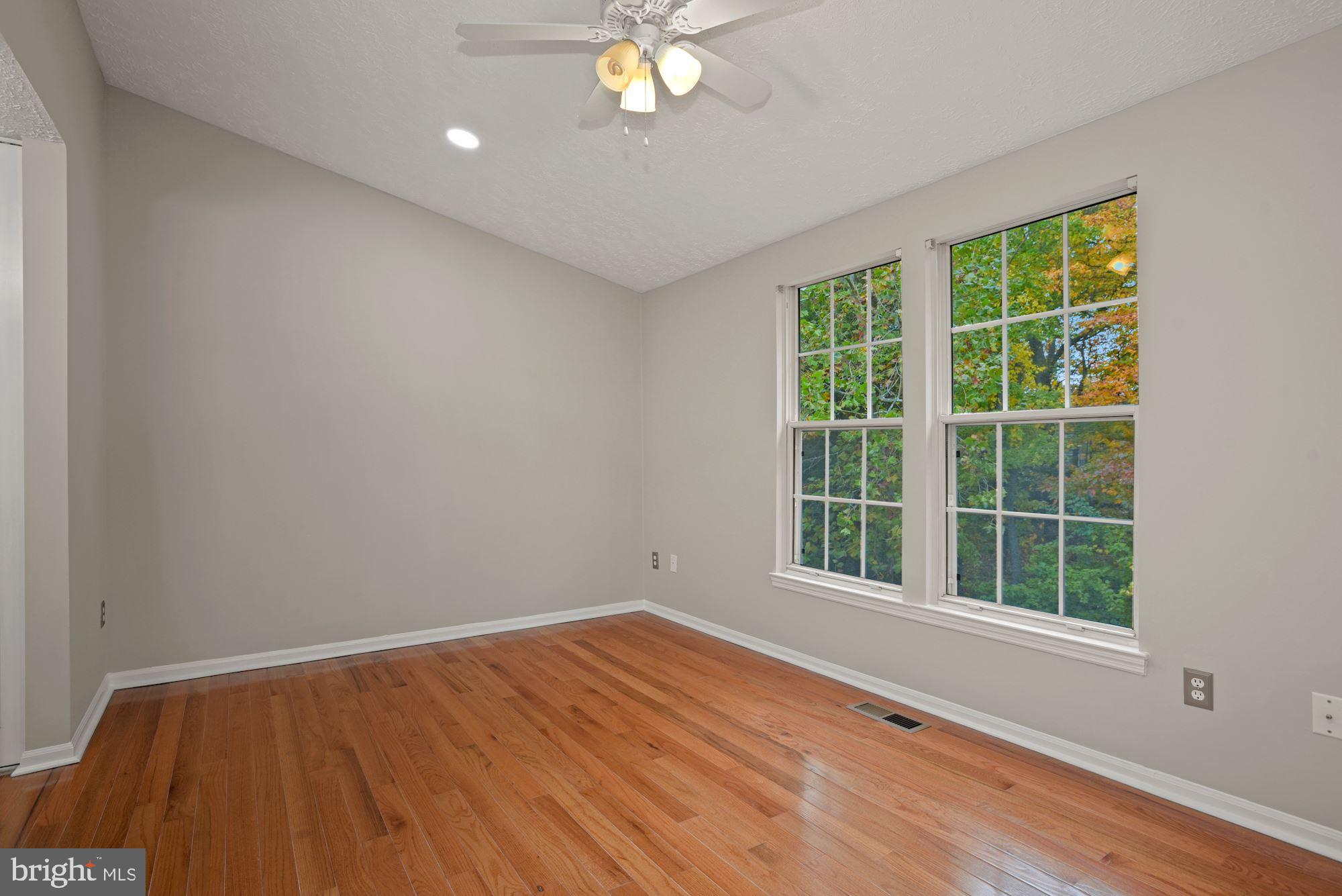 WOODCREST CLUSTER - Residential Lease